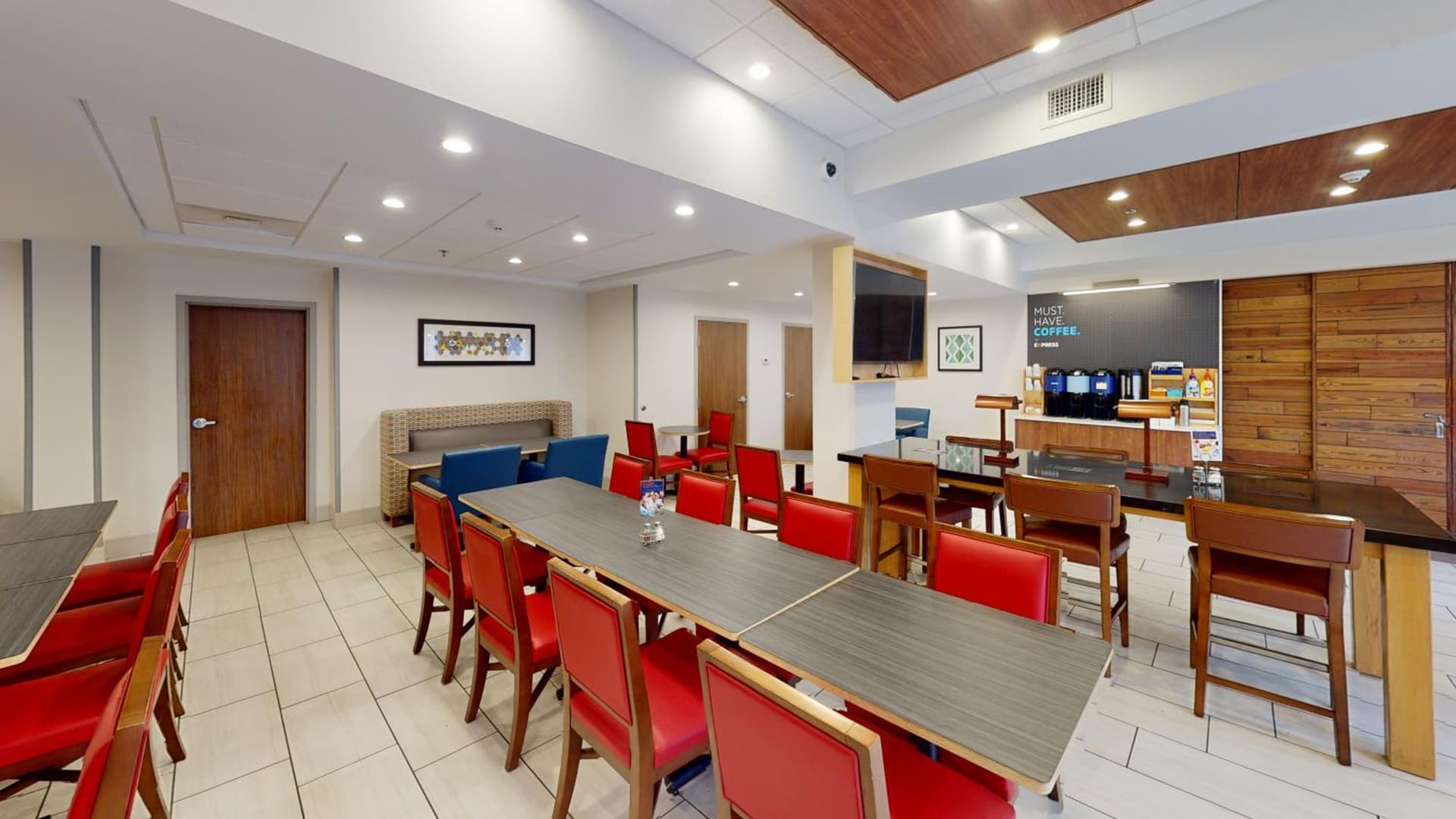 Holiday Inn Express South Burlington by IHG gallery photo in Burlington, VT — image 17