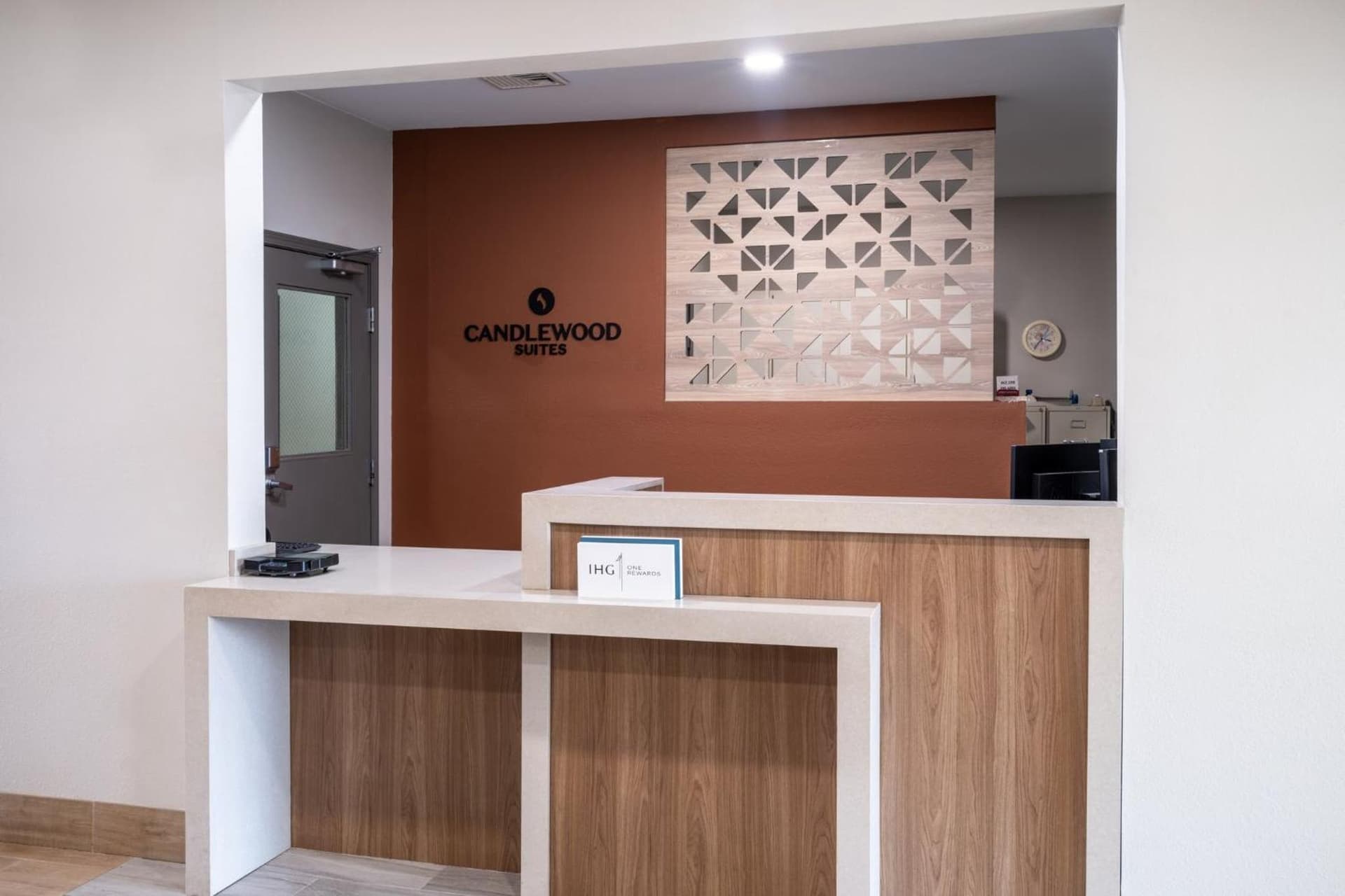 Candlewood Suites Elkhart by IHG interior in Elkhart, IN — gallery photo 2