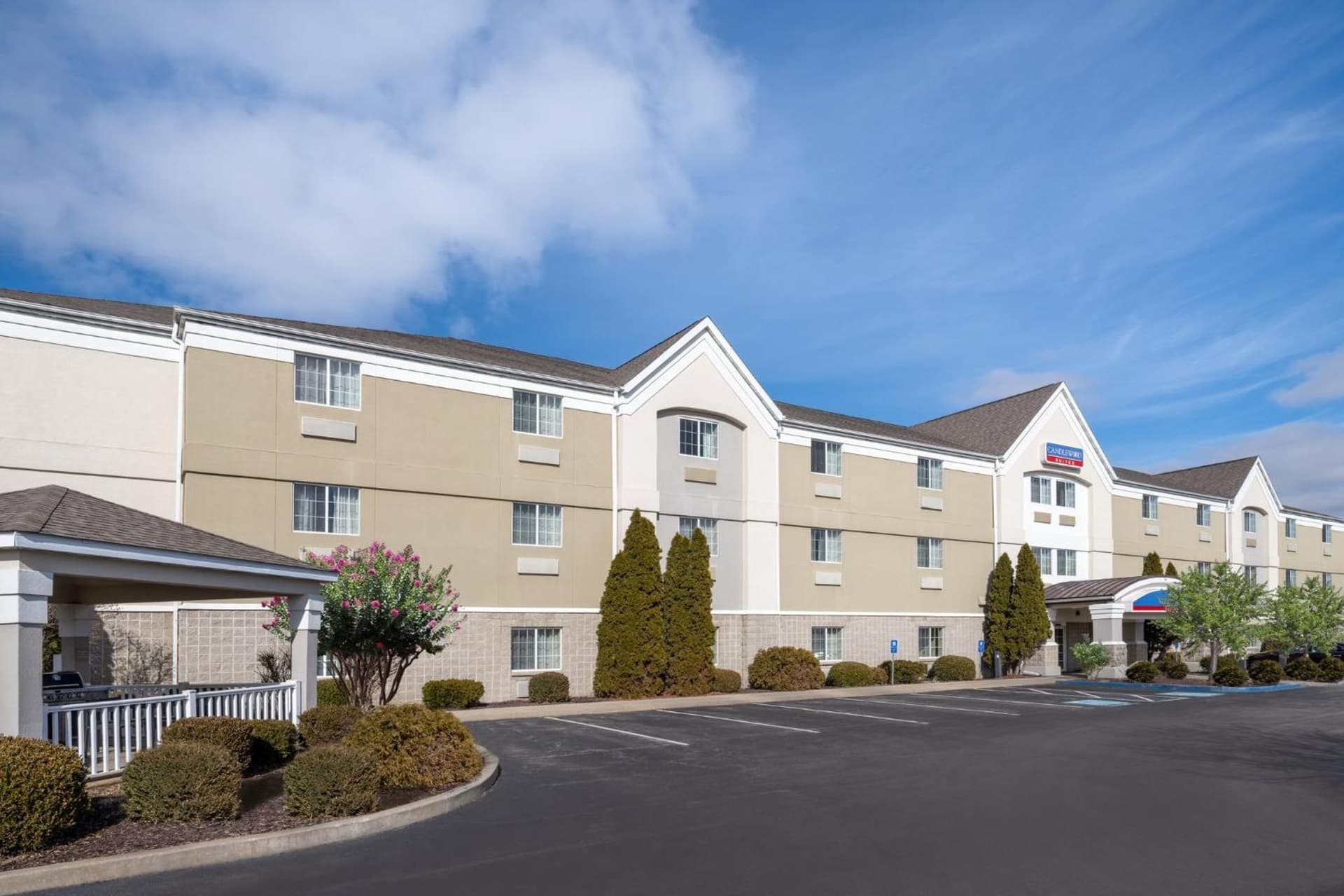 Candlewood Suites Elkhart by IHG property views in Elkhart, IN — gallery photo 3