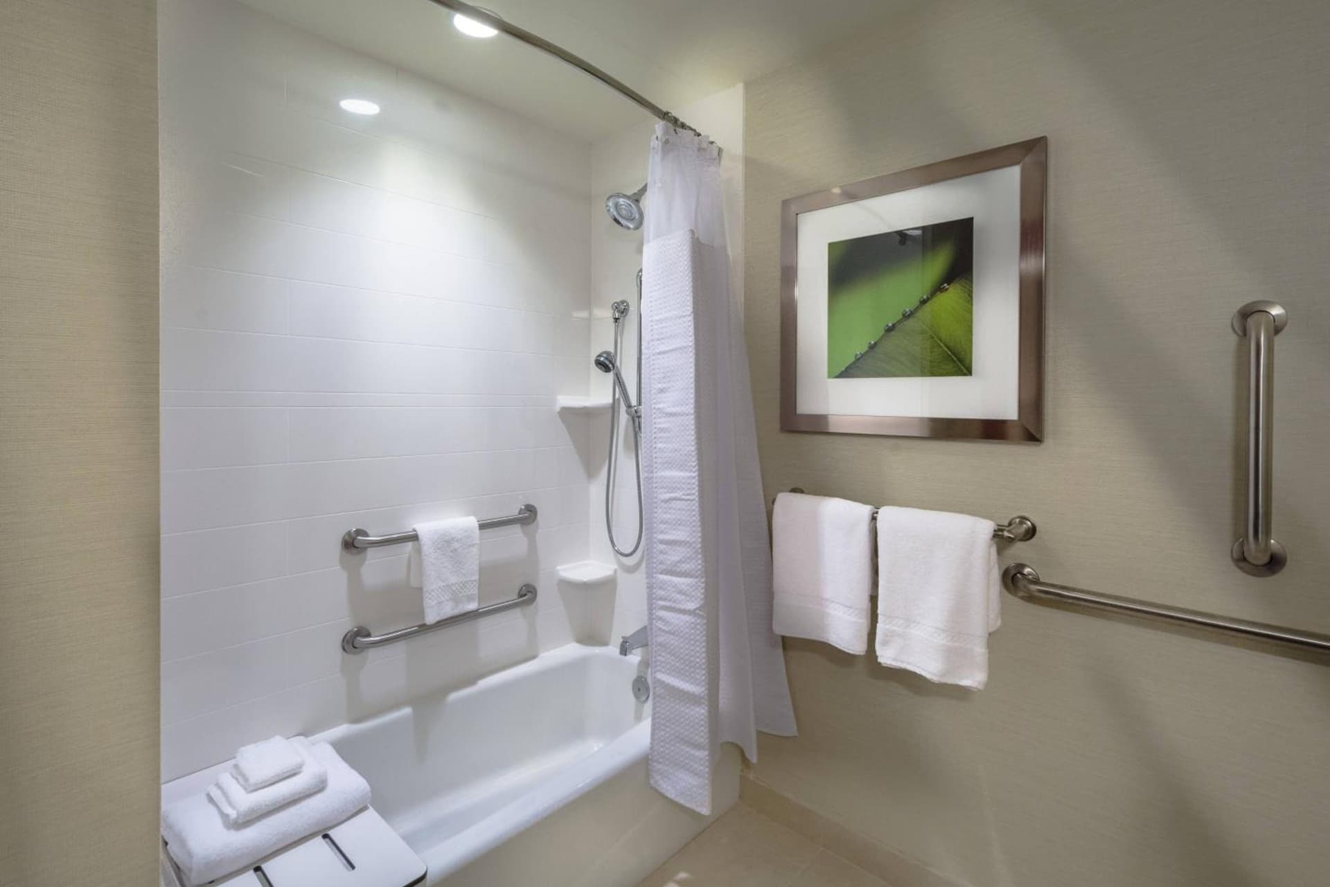 Courtyard by Marriott Charleston Downtown/Civic Center gallery photo in Charleston, WV — image 13