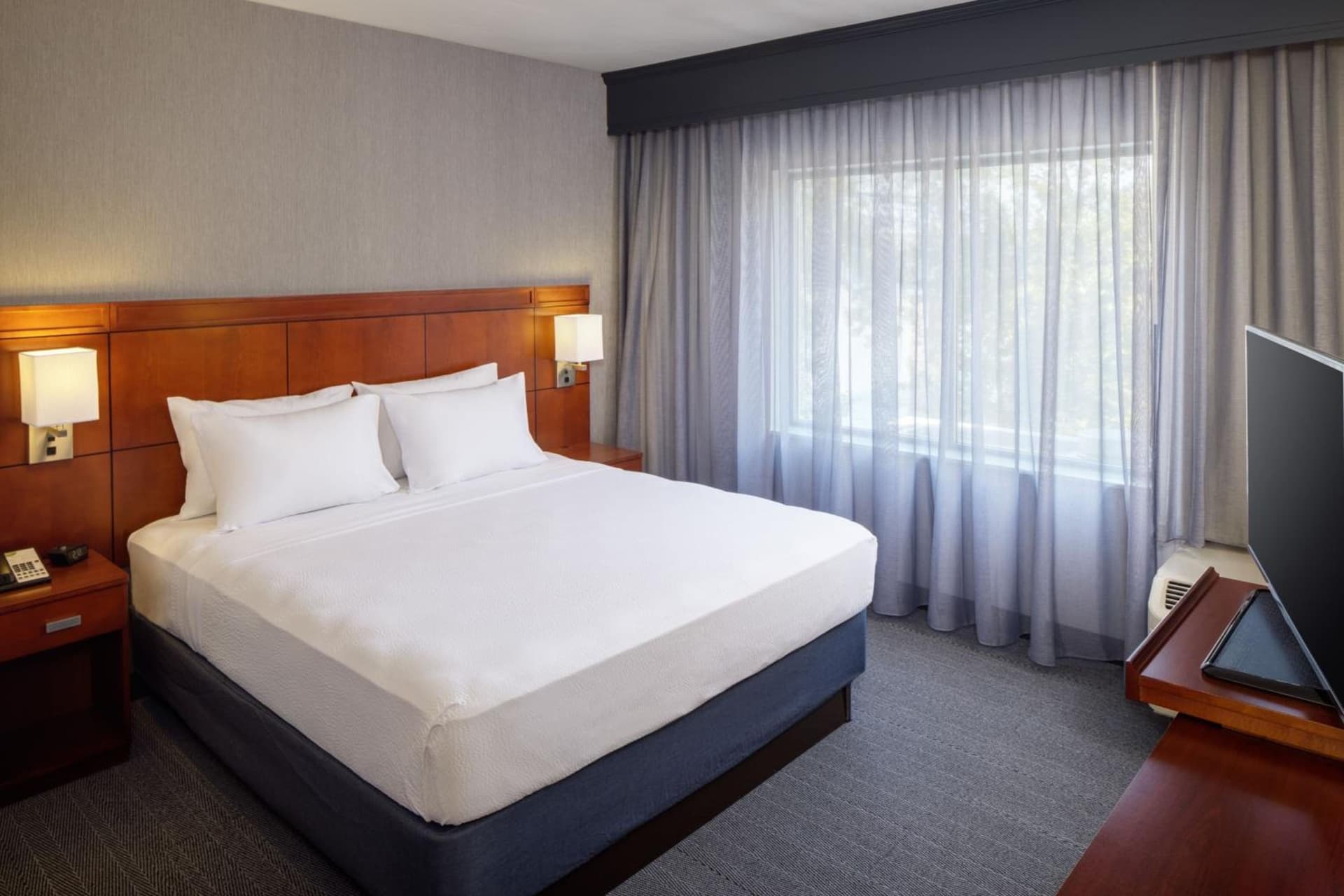 Courtyard by Marriott Charleston Downtown/Civic Center gallery photo in Charleston, WV — image 8