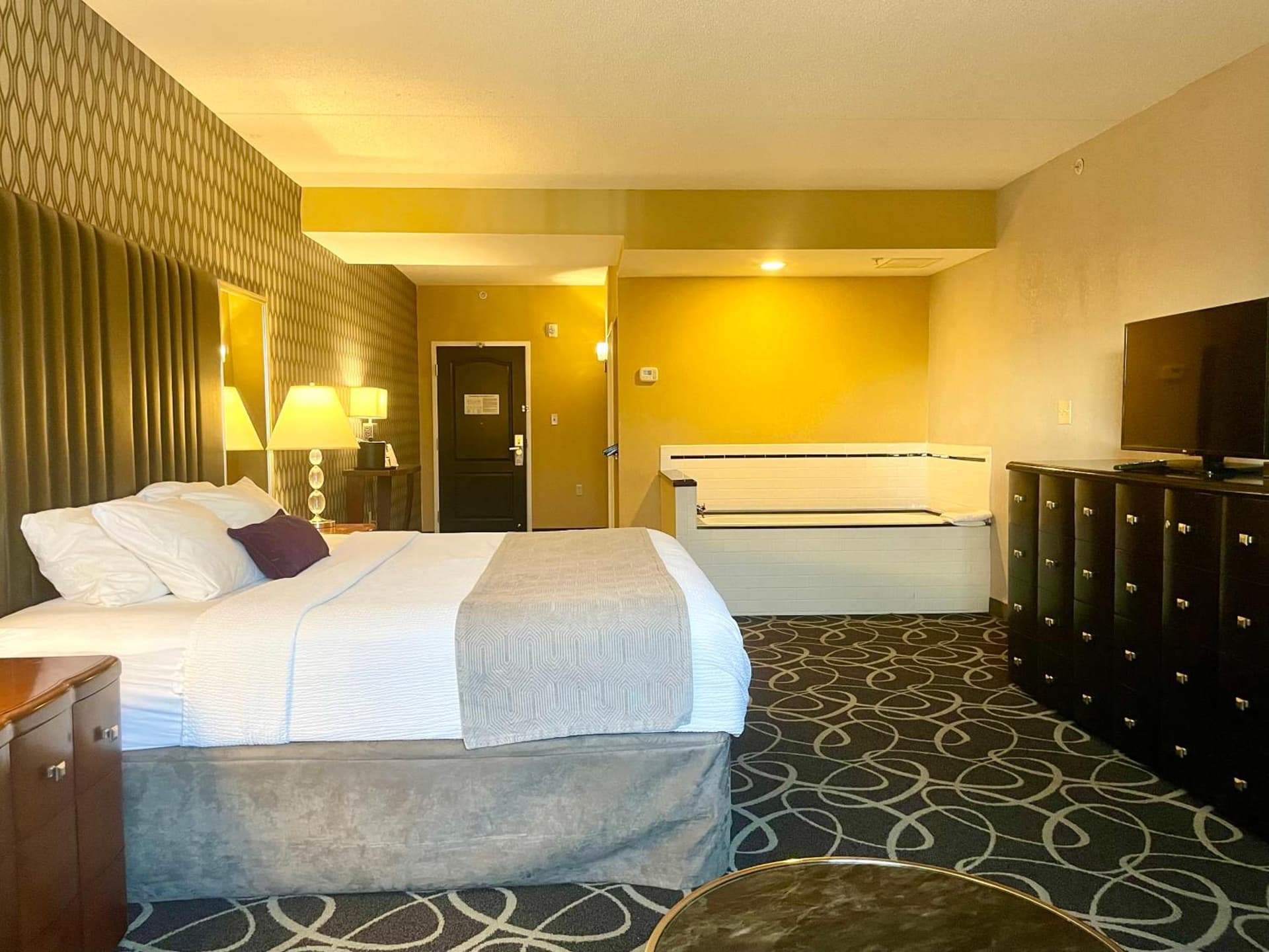 Park Manor Hotel gallery photo in Clifton Park, NY — image 20