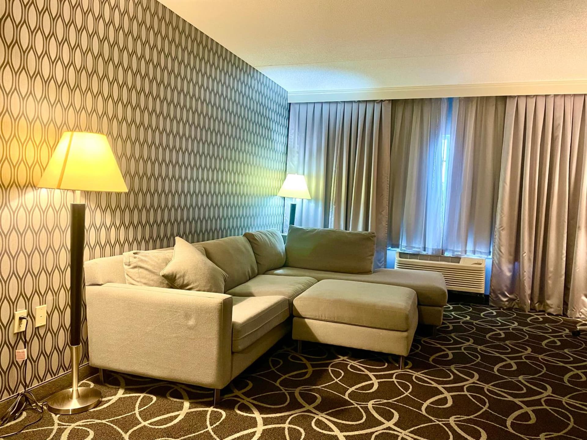 Park Manor Hotel gallery photo in Clifton Park, NY — image 14