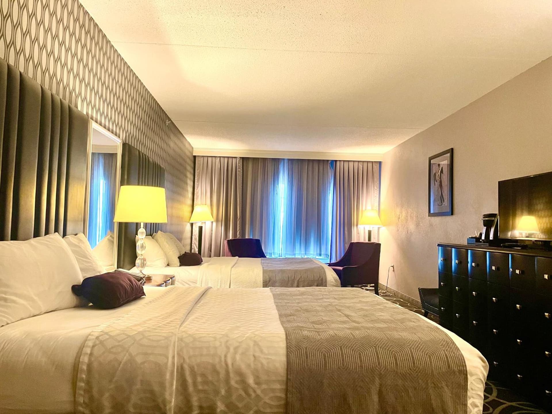 Park Manor Hotel gallery photo in Clifton Park, NY — image 19