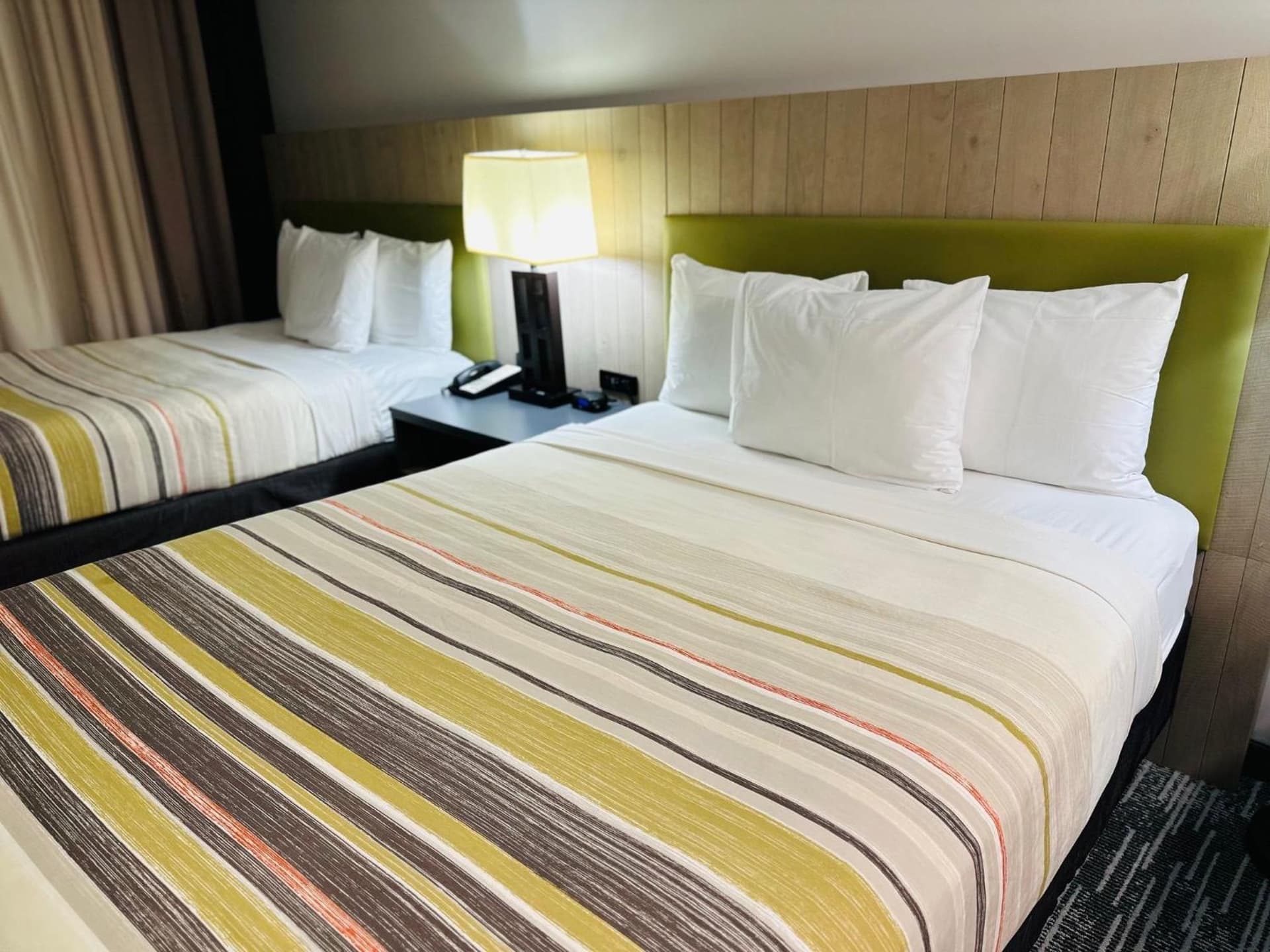 Country Inn & Suites by Radisson, San Jose International Airport, CA gallery photo in San Jose, CA — image 7