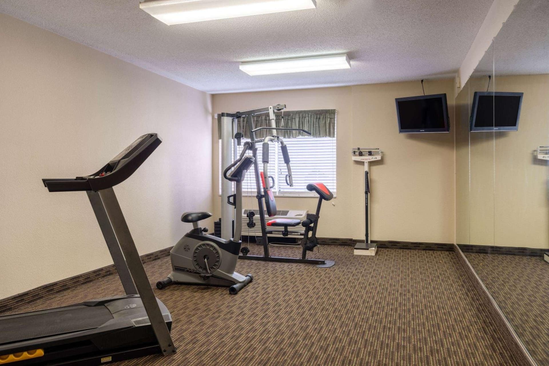AmericInn by Wyndham Cedar Rapids North gallery photo in Cedar Rapids, IA — image 48