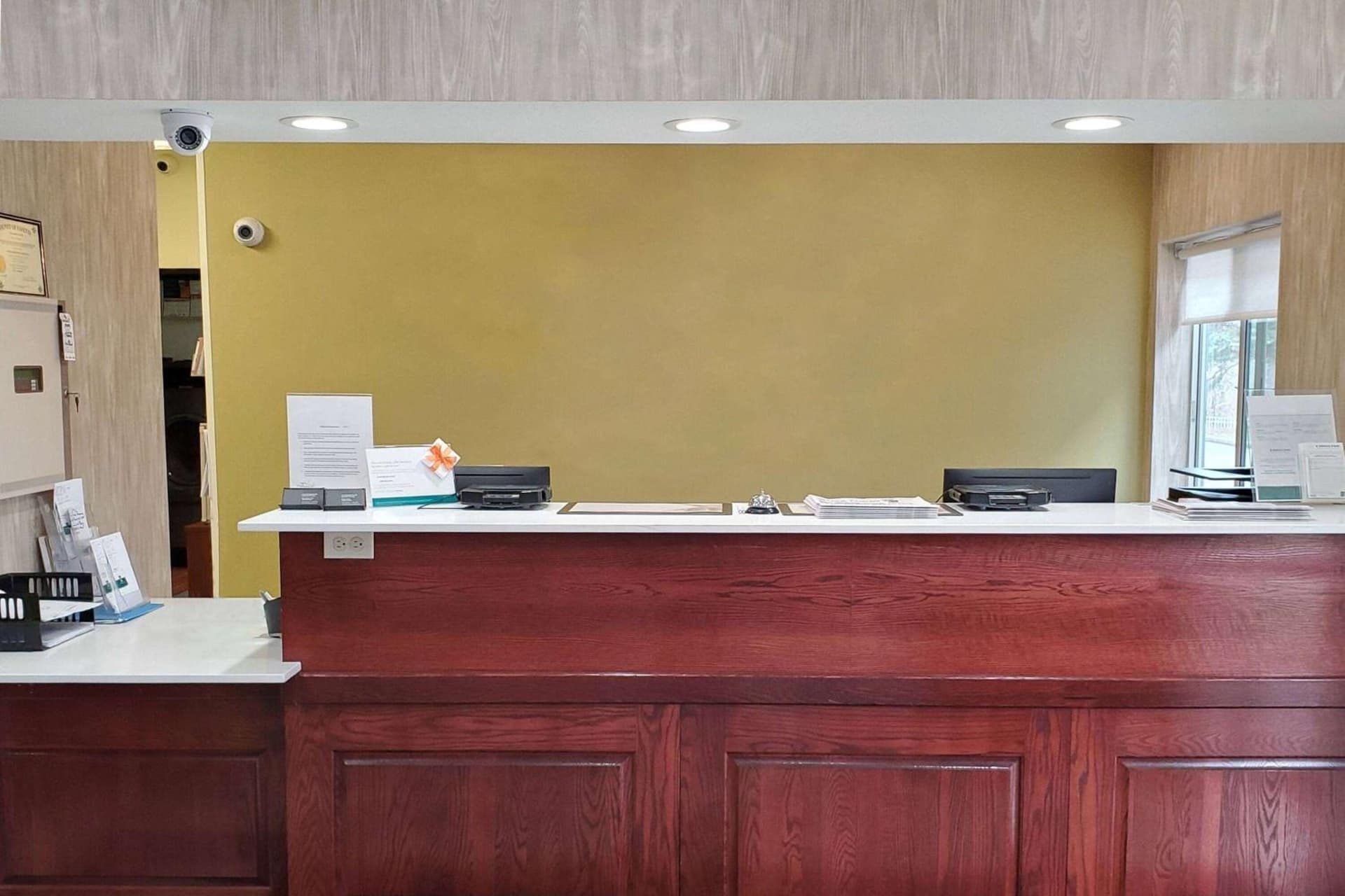 Wingate by Wyndham Uniontown interior in Uniontown, PA — gallery photo 2