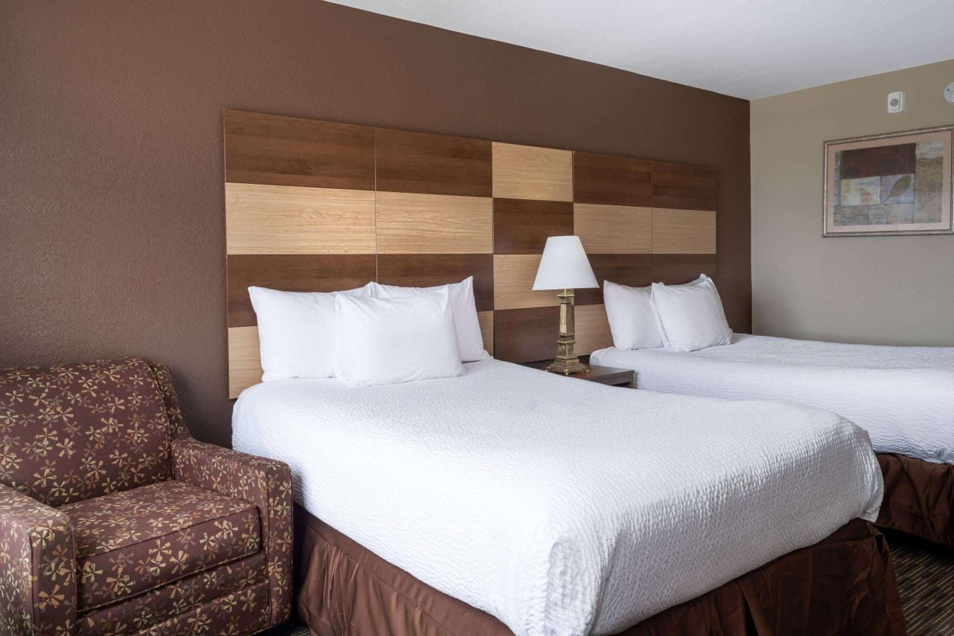 AmericInn by Wyndham Cedar Rapids North gallery photo in Cedar Rapids, IA — image 34