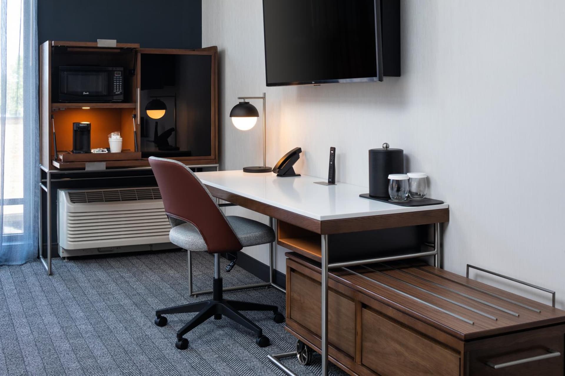 Courtyard by Marriott Owatonna Downtown interior in Owatonna, MN — gallery photo 2