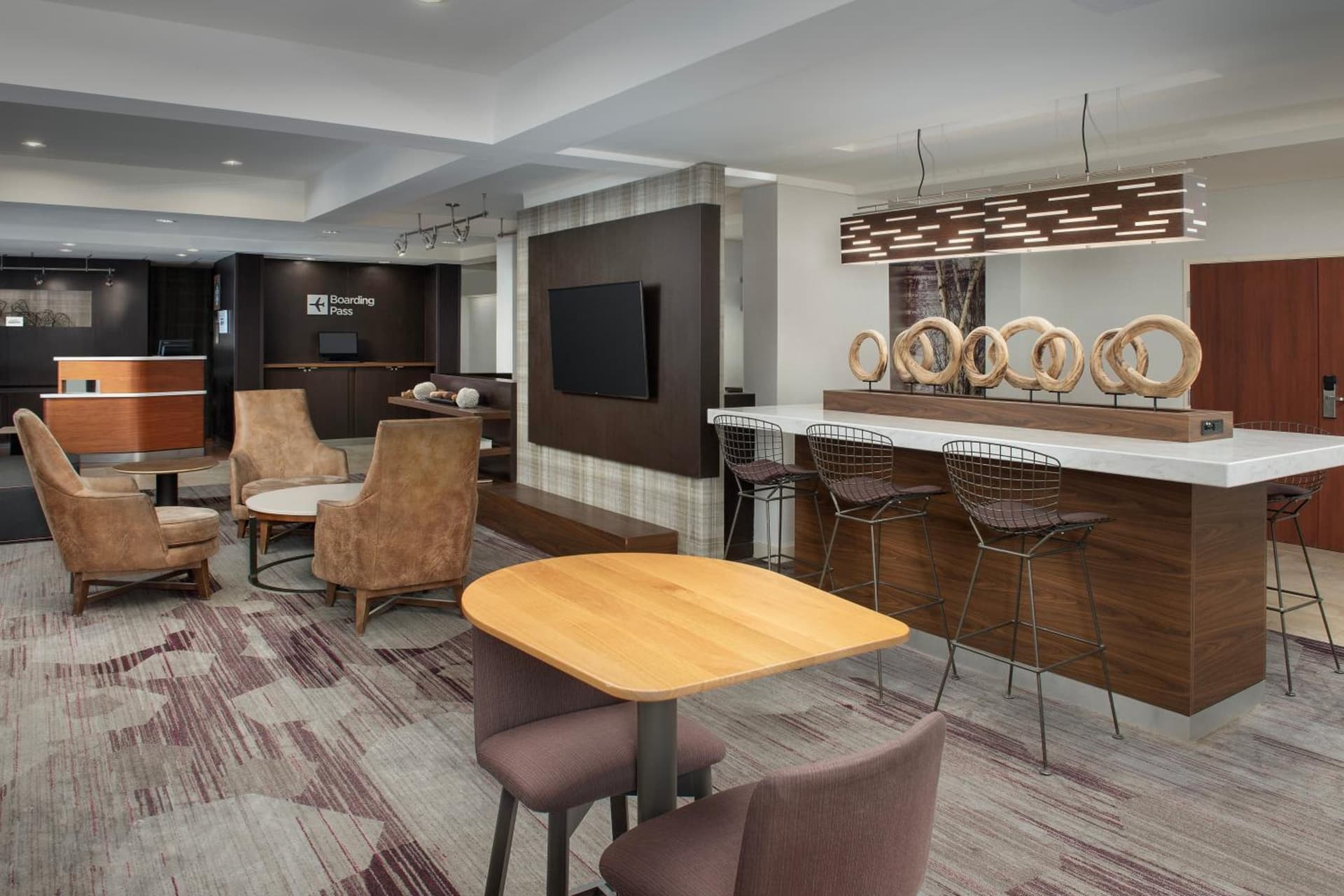 Courtyard by Marriott Dayton Beavercreek interior in Beavercreek, OH — gallery photo 2