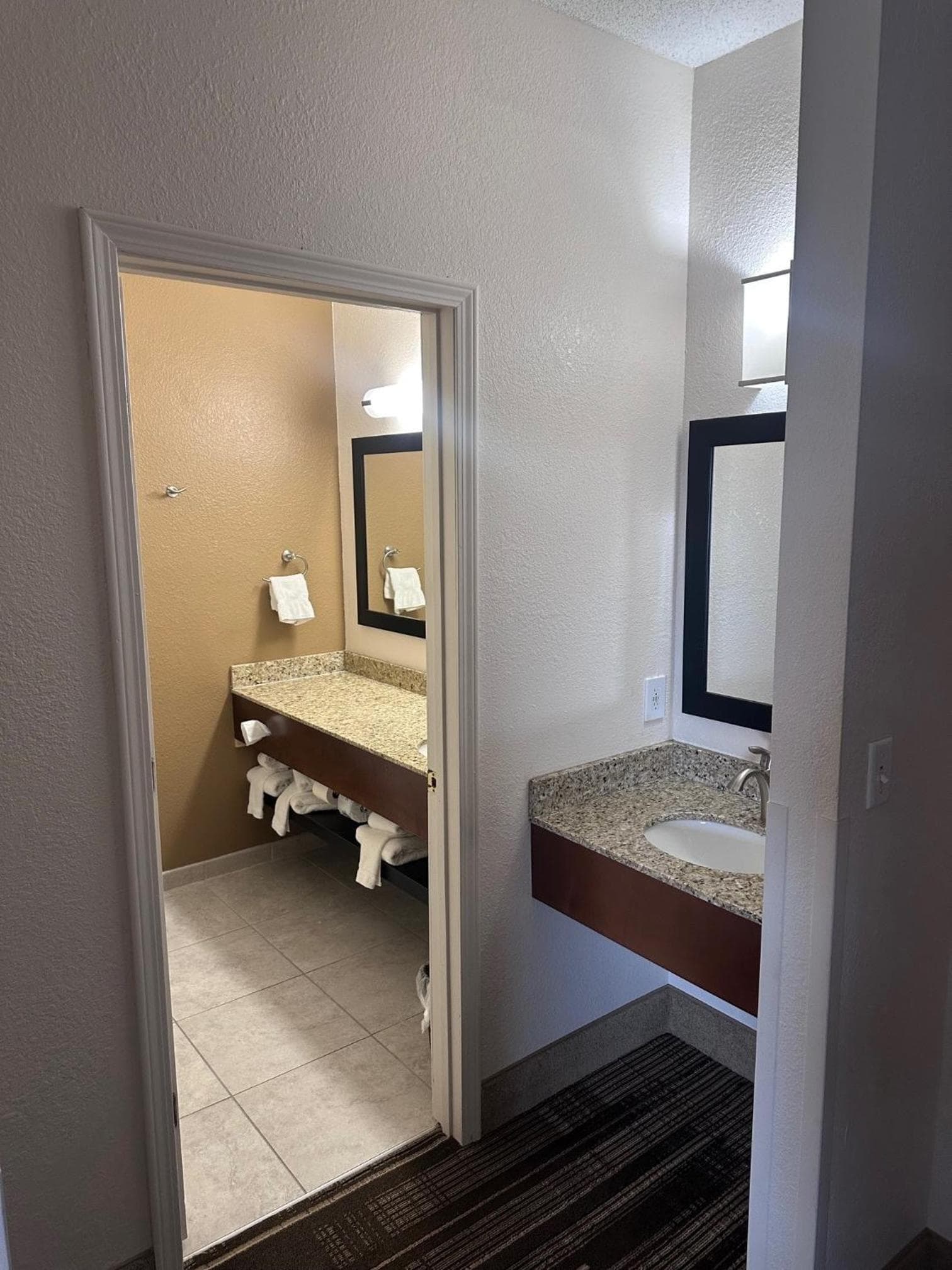 Northfield Inn Suites and Conference Center gallery photo in Springfield, IL — image 7