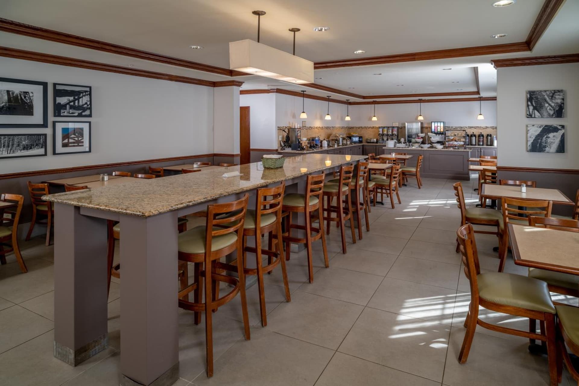 Country Inn & Suites By Radisson, Charleston South, WV gallery photo in Charleston, WV — image 52
