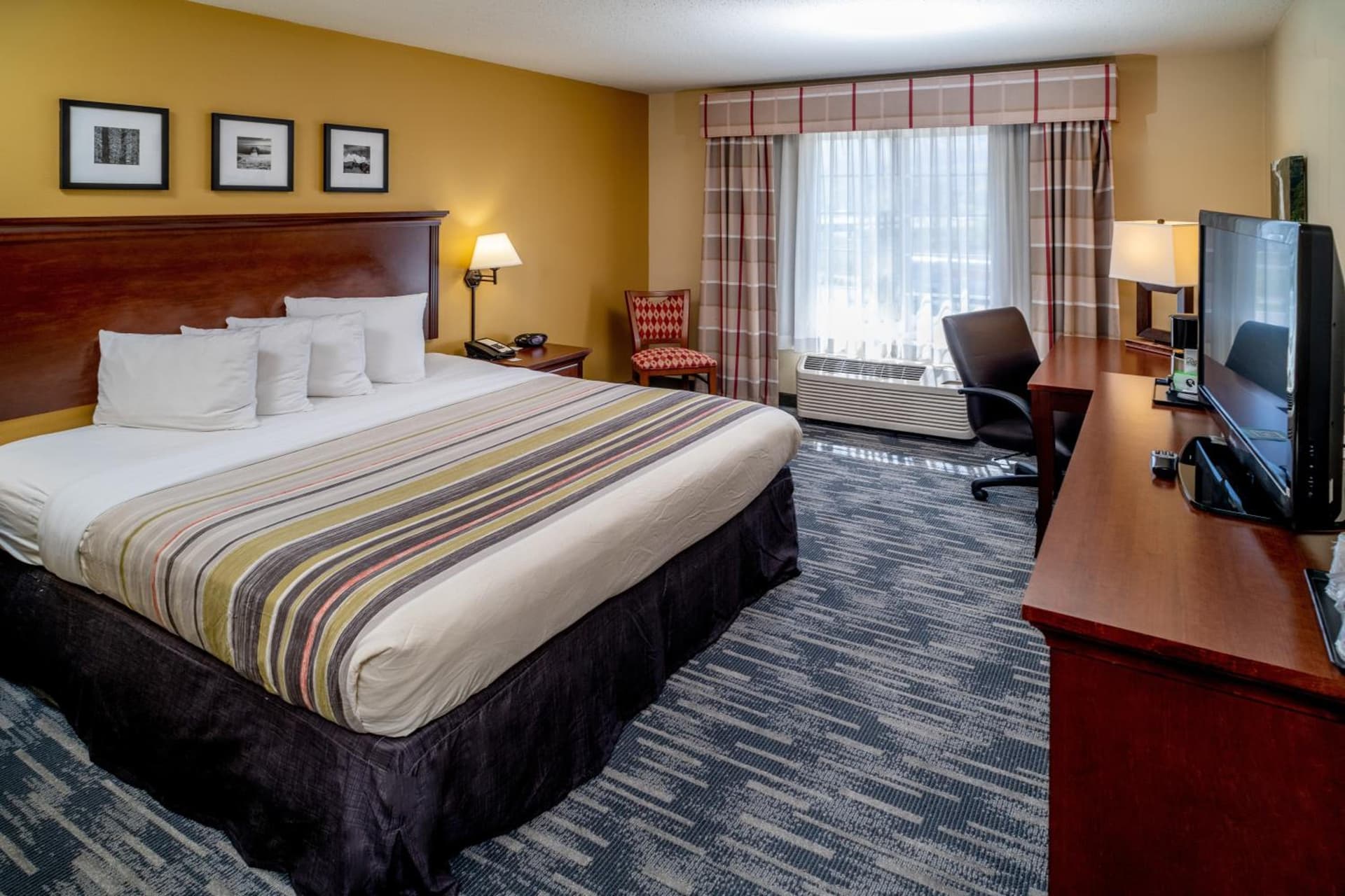 Country Inn & Suites By Radisson, Charleston South, WV gallery photo in Charleston, WV — image 17
