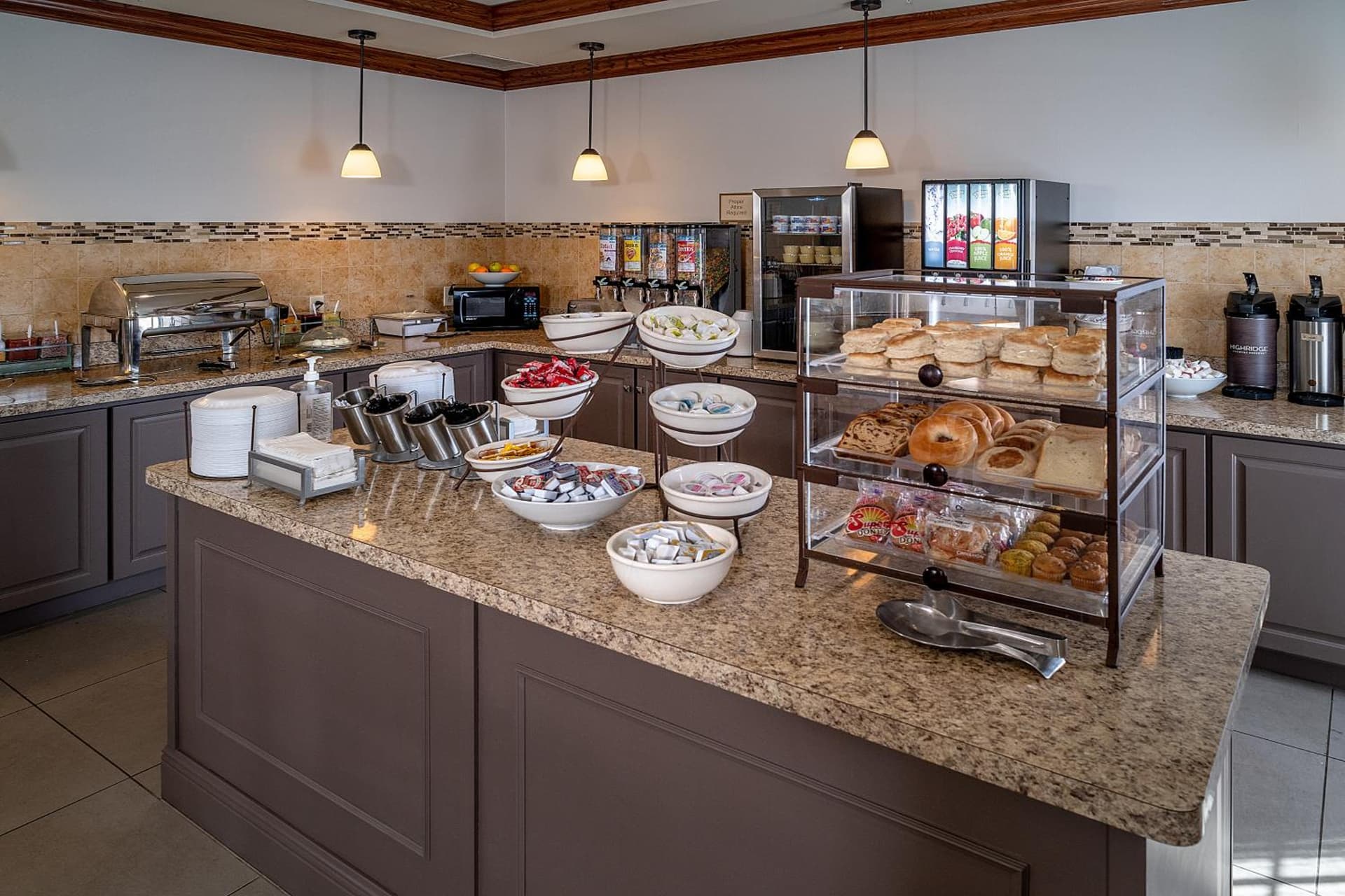 Country Inn & Suites By Radisson, Charleston South, WV gallery photo in Charleston, WV — image 4