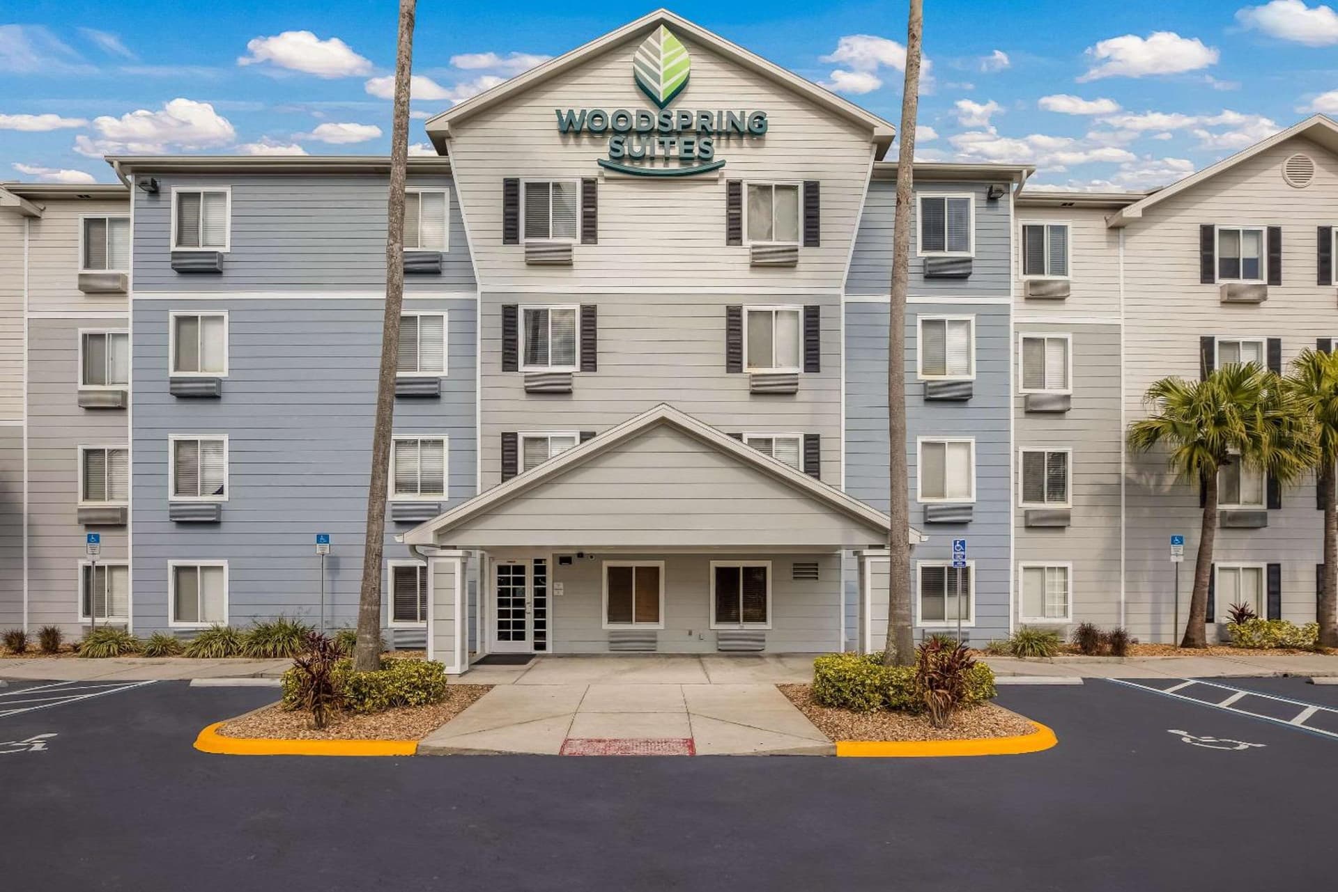WoodSpring Suites Orlando North - Maitland featured exterior or lobby in Orlando, FL — similar hotel