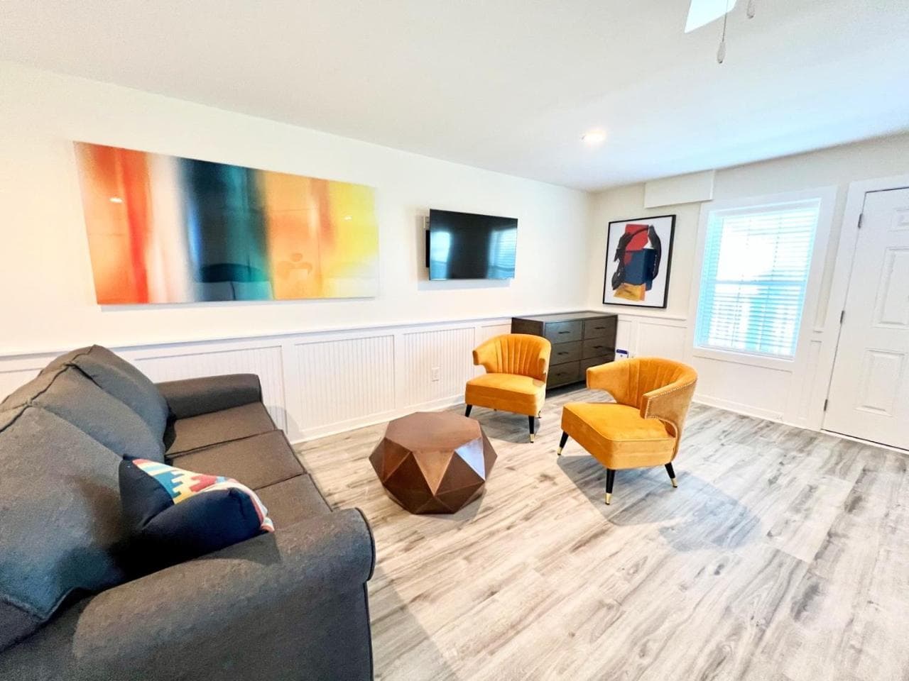 302 Queen Suite, 3rd Floor Low Tide property views in Surf City, NC — gallery photo 3