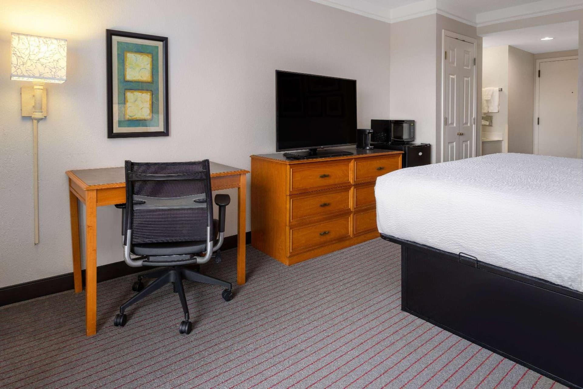 La Quinta by Wyndham Kingsport Tri Cities Airport gallery photo in Blountville, TN — image 15