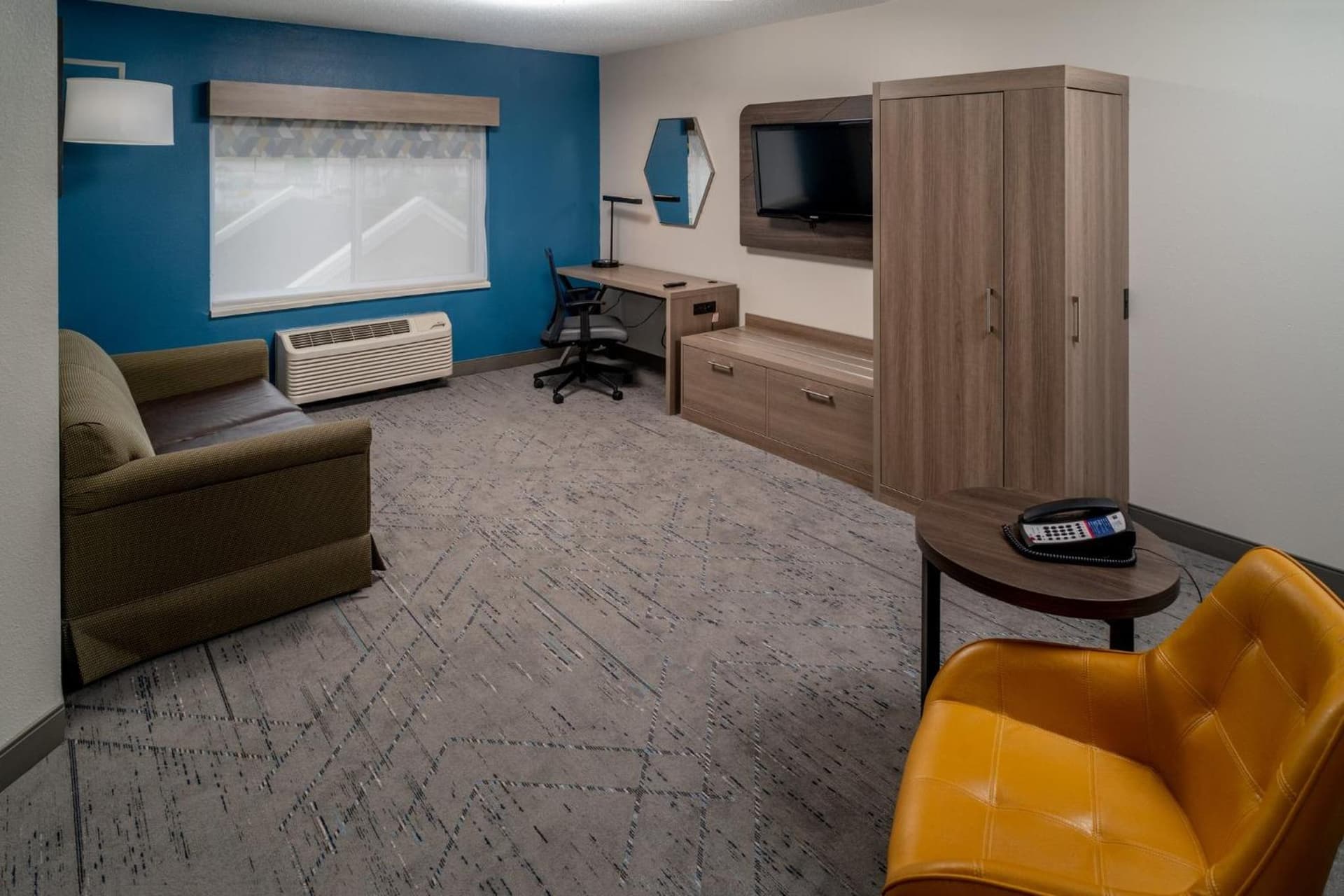 Holiday Inn Express - Charleston/Kanawha City by IHG gallery photo in Charleston, WV — image 38