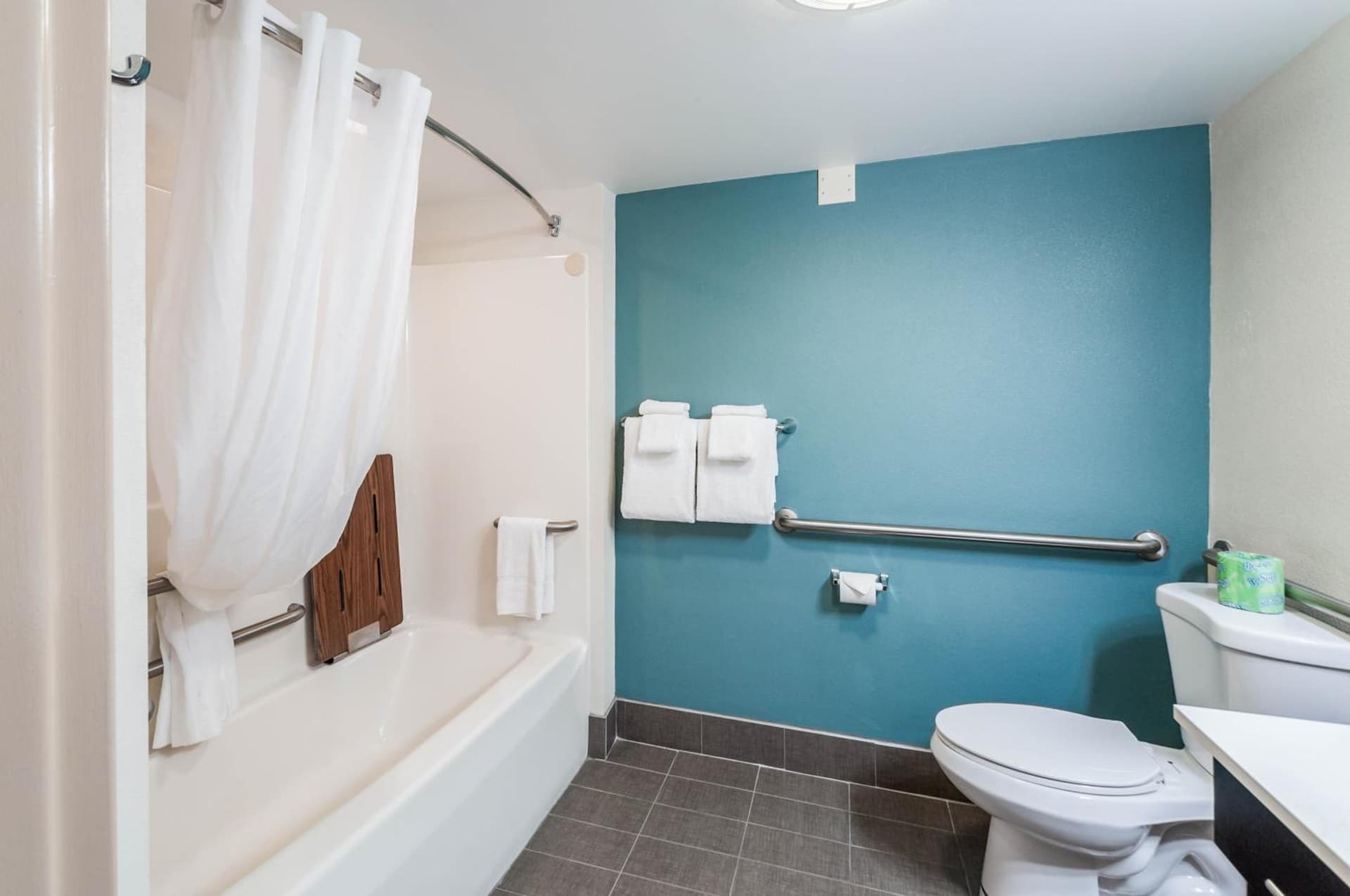 Sleep Inn & Suites Rehoboth Beach gallery photo in Rehoboth Beach, DE — image 7