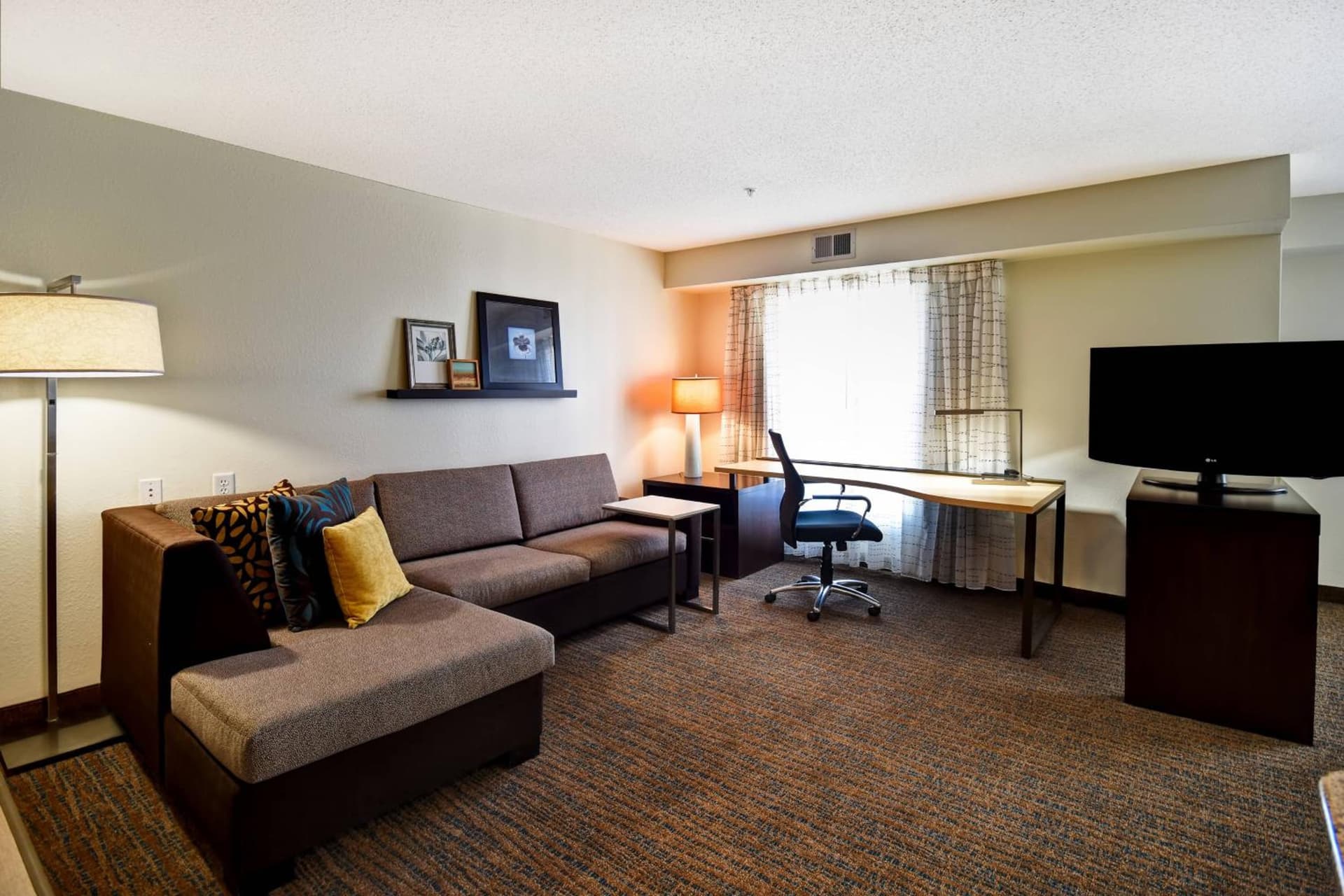Residence Inn by Marriott Dayton Beavercreek property views in Beavercreek, OH — gallery photo 3