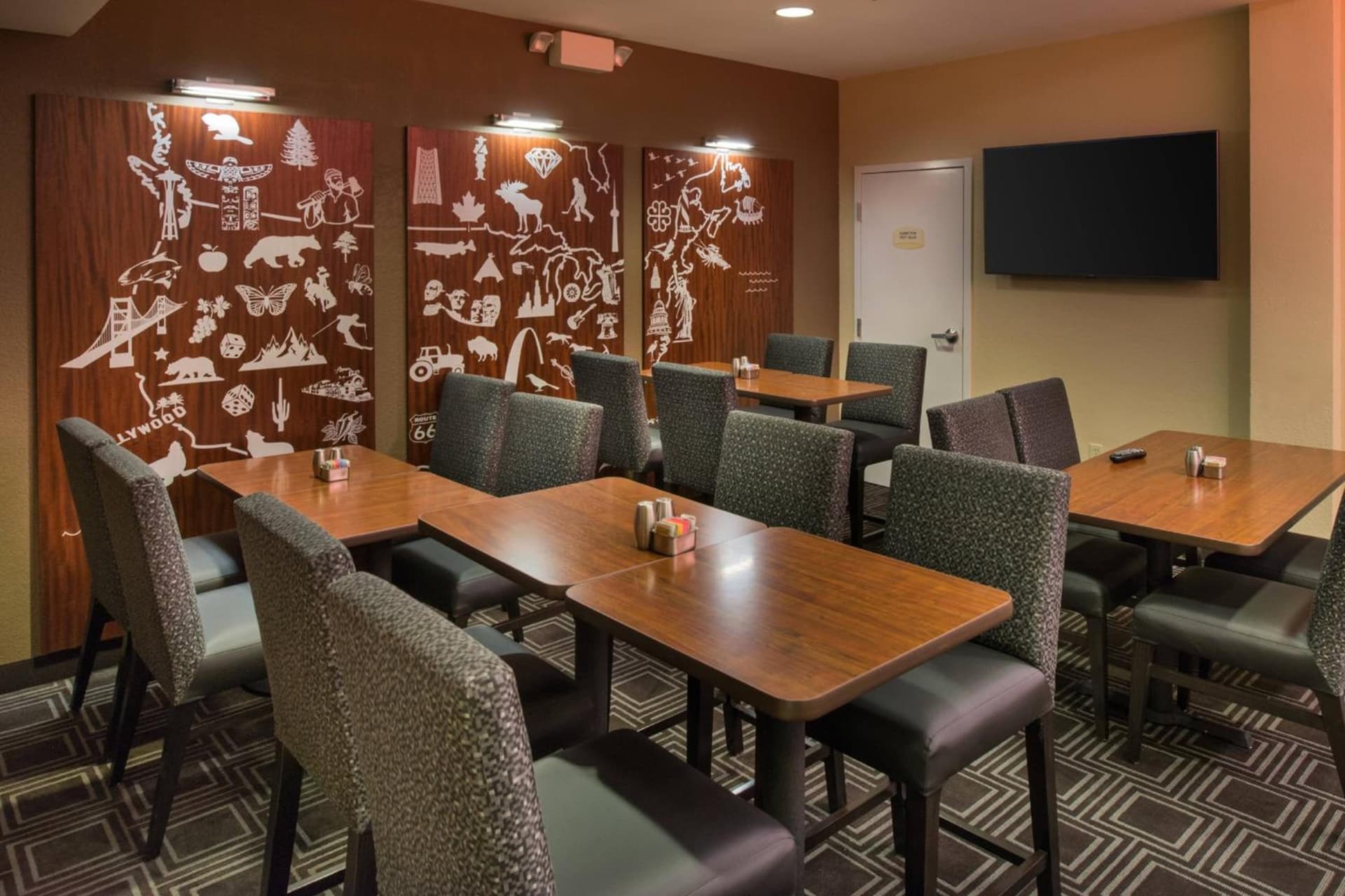 TownePlace Suites by Marriott Thousand Oaks Ventura County gallery photo in Thousand Oaks, CA — image 5