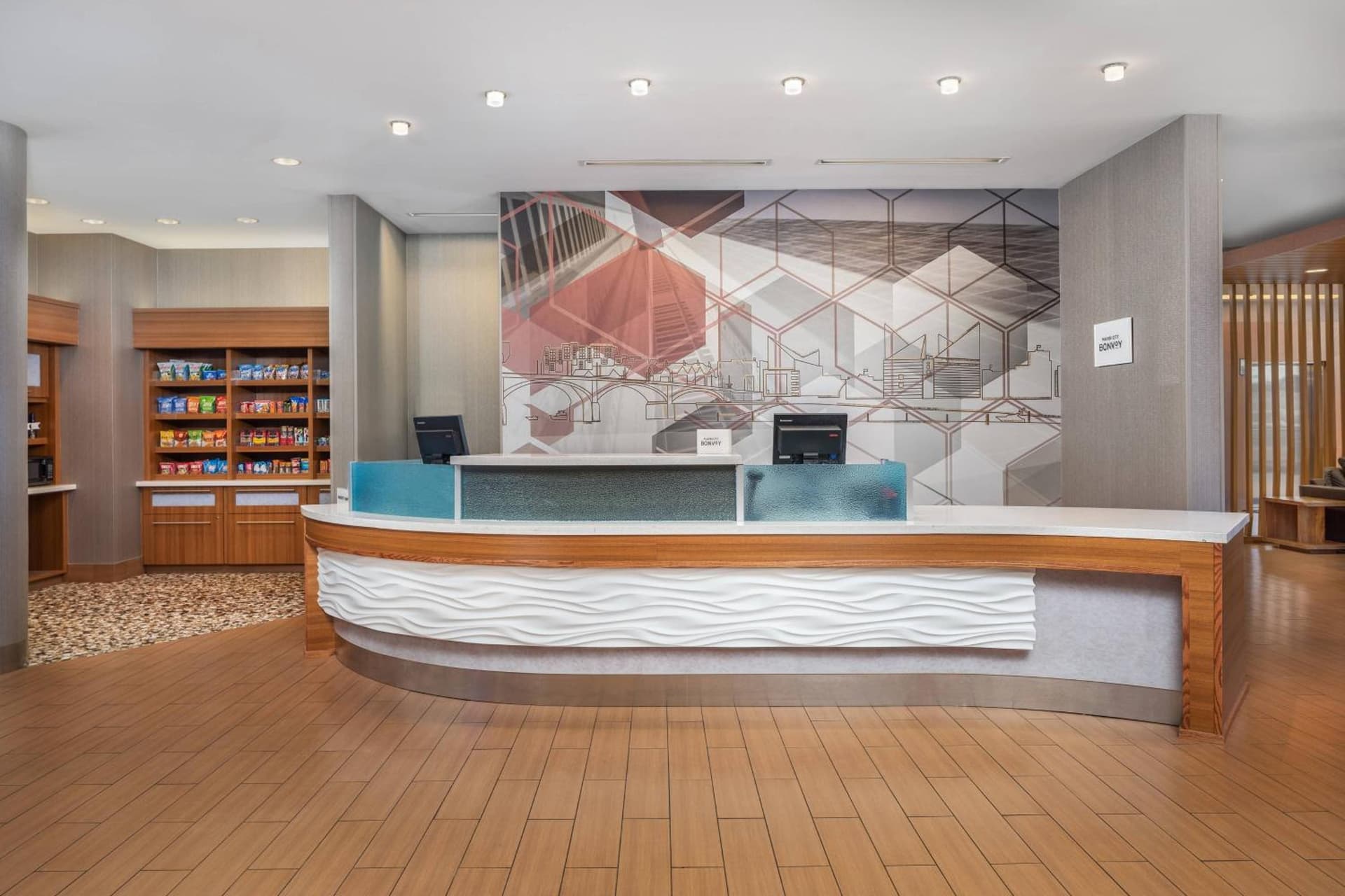 SpringHill Suites by Marriott Downtown Chattanooga/Cameron Harbor property views in Chattanooga, TN — gallery photo 3