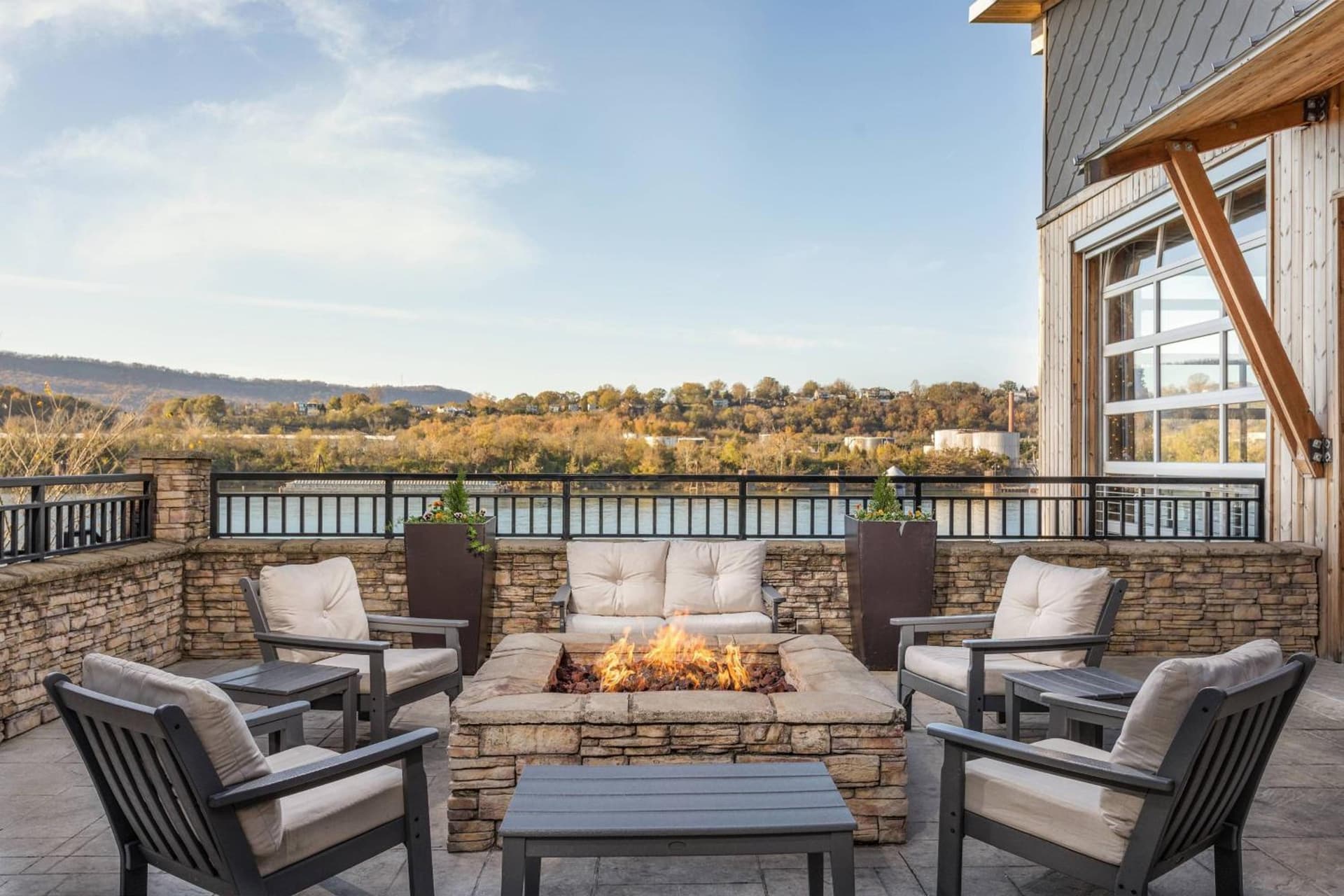 SpringHill Suites by Marriott Downtown Chattanooga/Cameron Harbor gallery photo in Chattanooga, TN — image 20