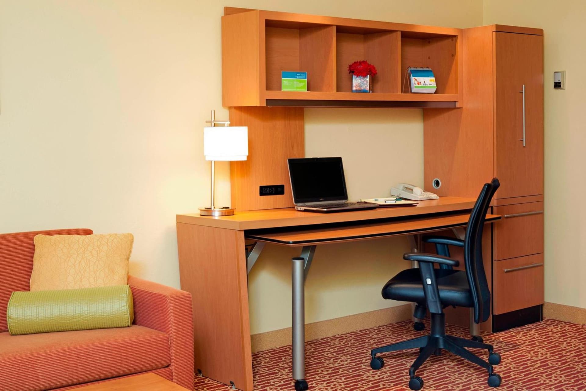 MainStay Suites Bloomington near University gallery photo in Bloomington, IN — image 15