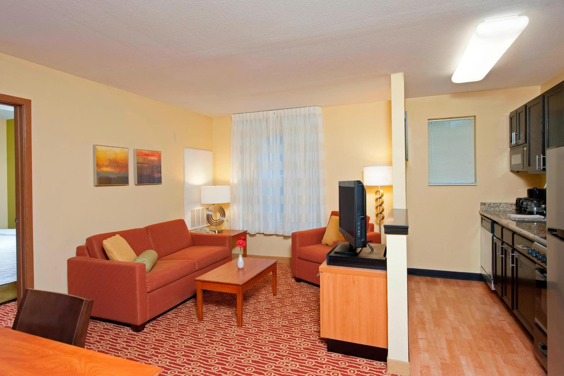MainStay Suites Bloomington near University gallery photo in Bloomington, IN — image 24