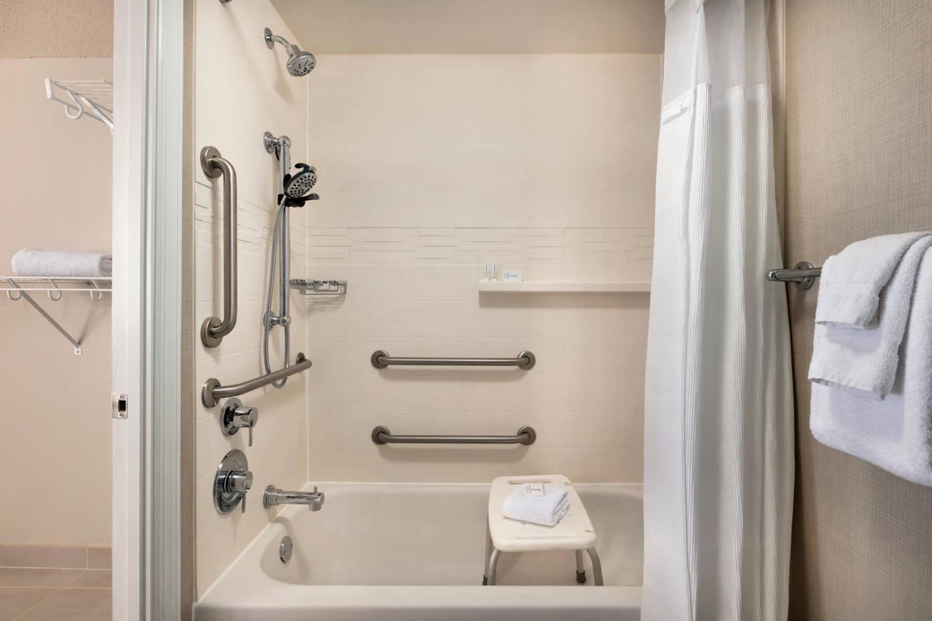 Residence Inn by Marriott Baltimore Downtown/ Inner Harbor gallery photo in Baltimore, MD — image 46