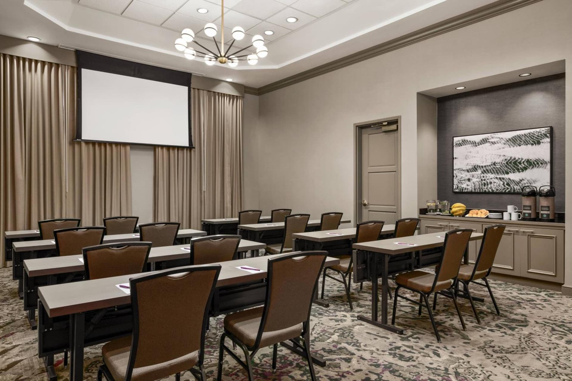 Residence Inn by Marriott Baltimore Downtown/ Inner Harbor gallery photo in Baltimore, MD — image 36