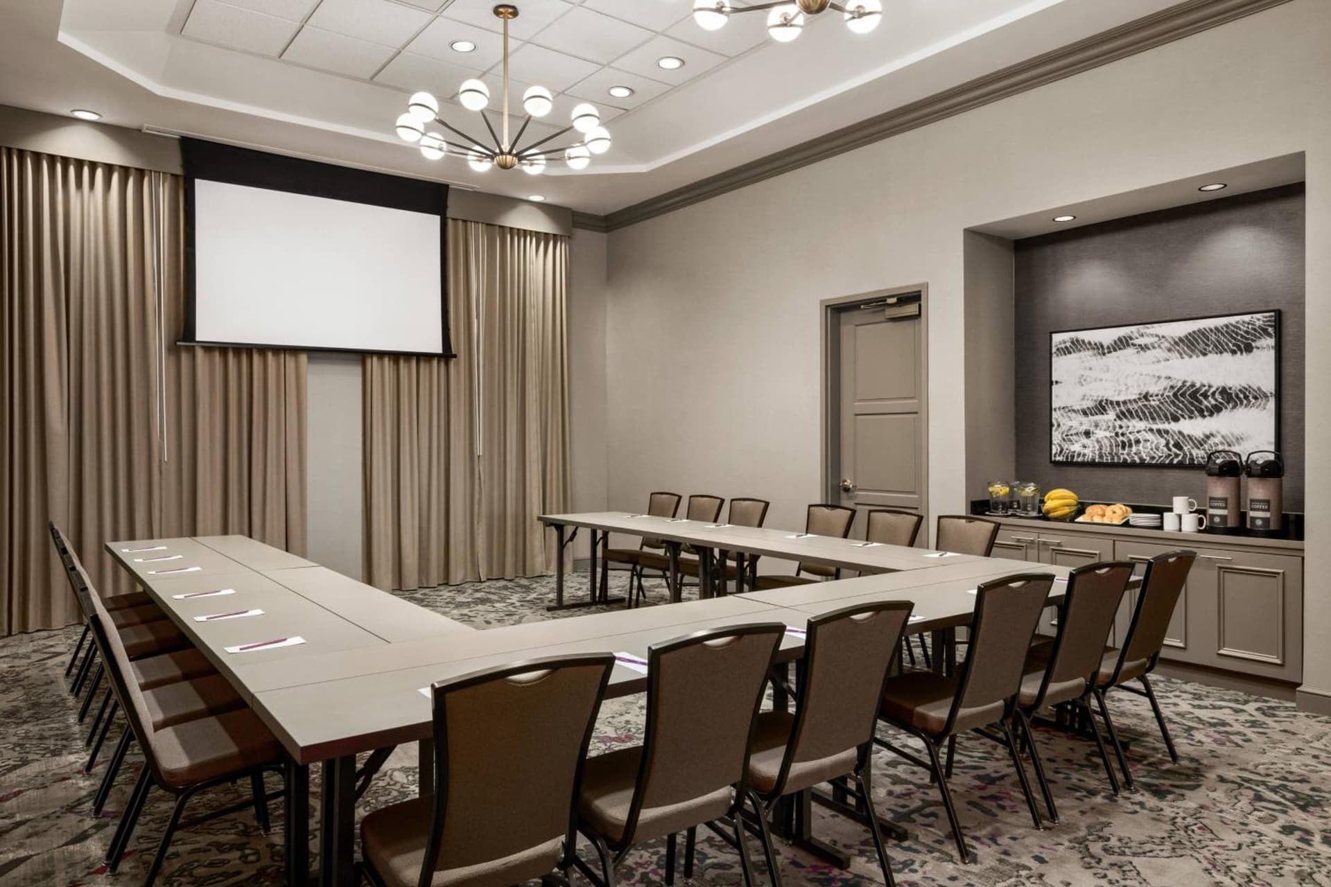 Residence Inn by Marriott Baltimore Downtown/ Inner Harbor gallery photo in Baltimore, MD — image 19