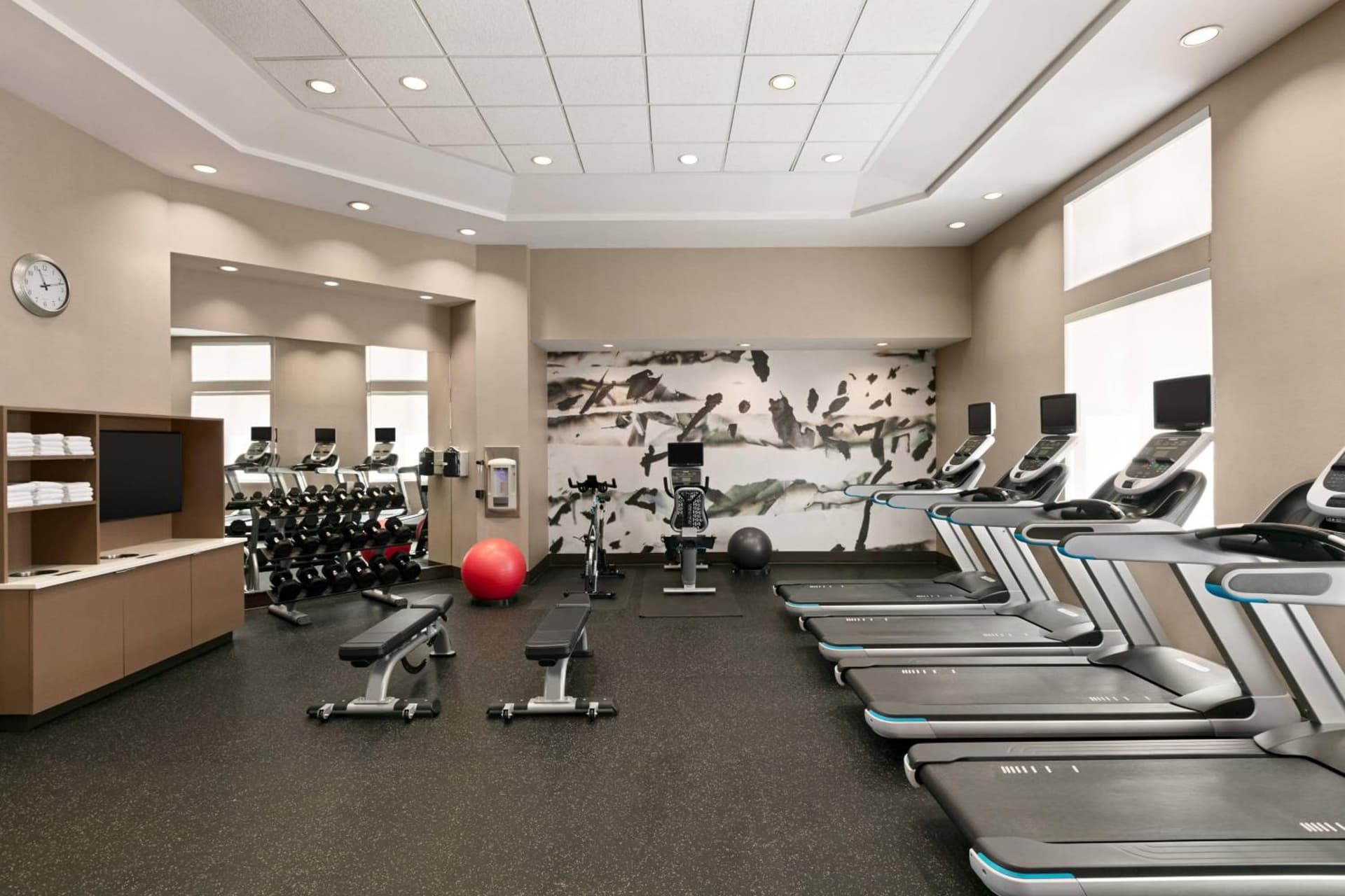 Residence Inn by Marriott Baltimore Downtown/ Inner Harbor gallery photo in Baltimore, MD — image 17