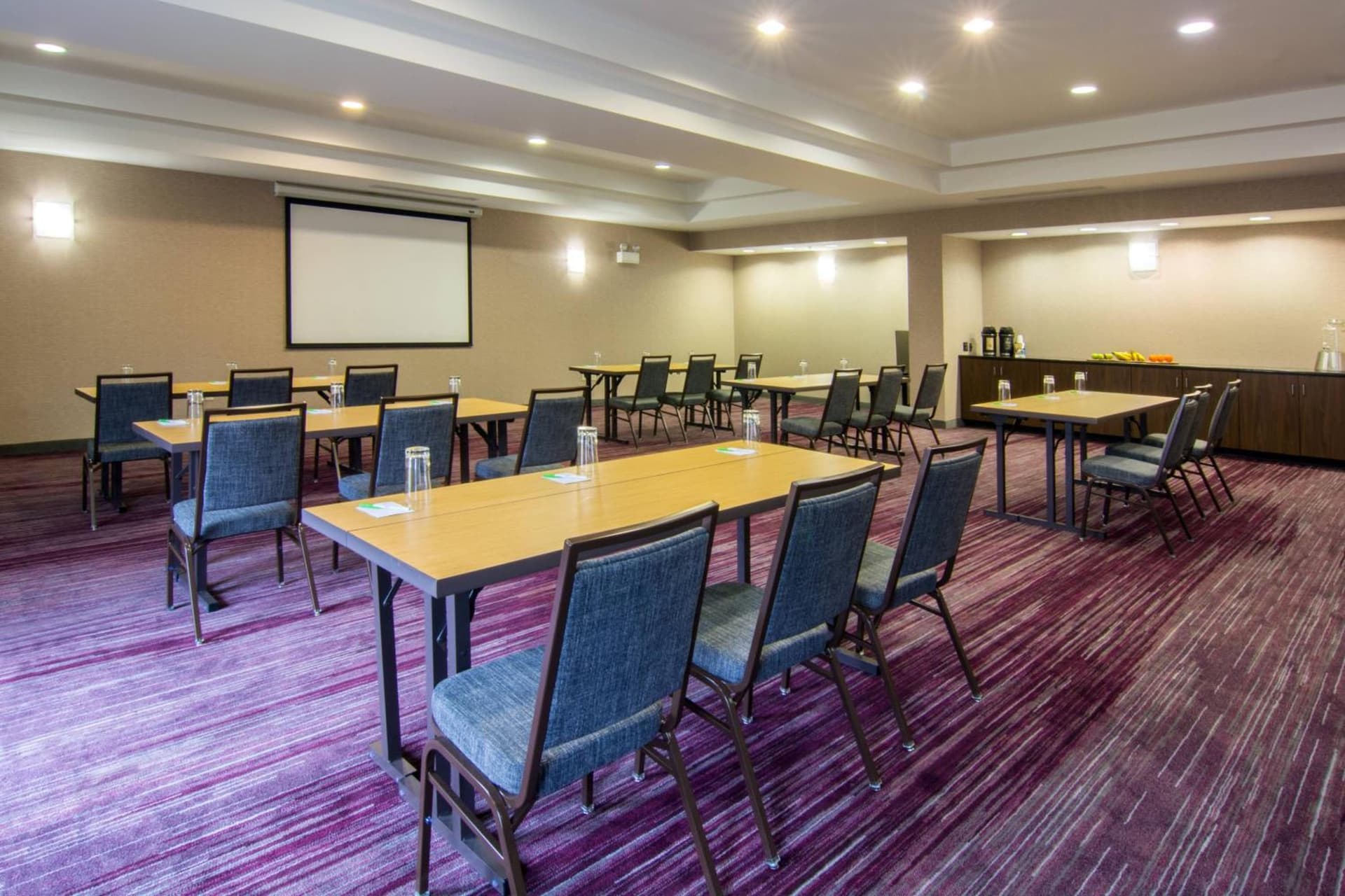 Courtyard by Marriott Clarksville gallery photo in Clarksville, TN — image 20