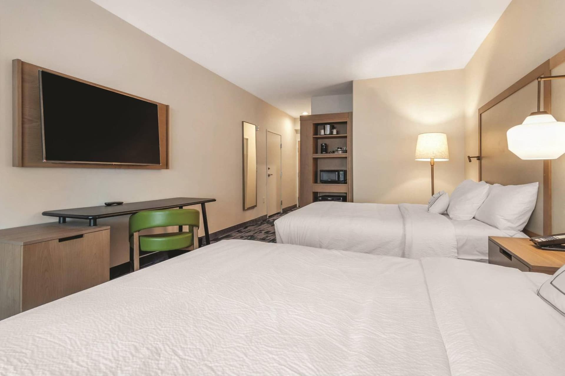 Fairfield Inn & Suites by Marriott Kansas City Shawnee property views in Shawnee, KS — gallery photo 3