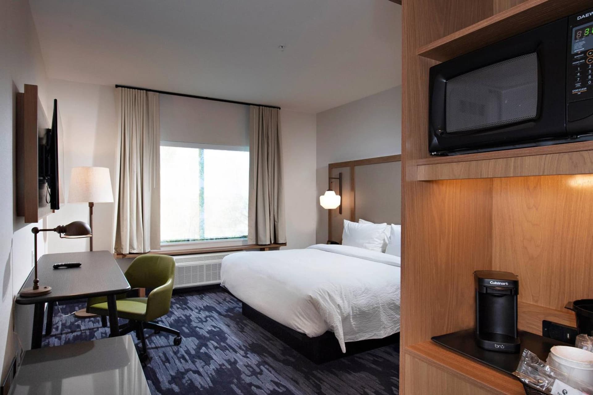 Fairfield Inn & Suites by Marriott Dayton North gallery photo in Murlin Heights, OH — image 21