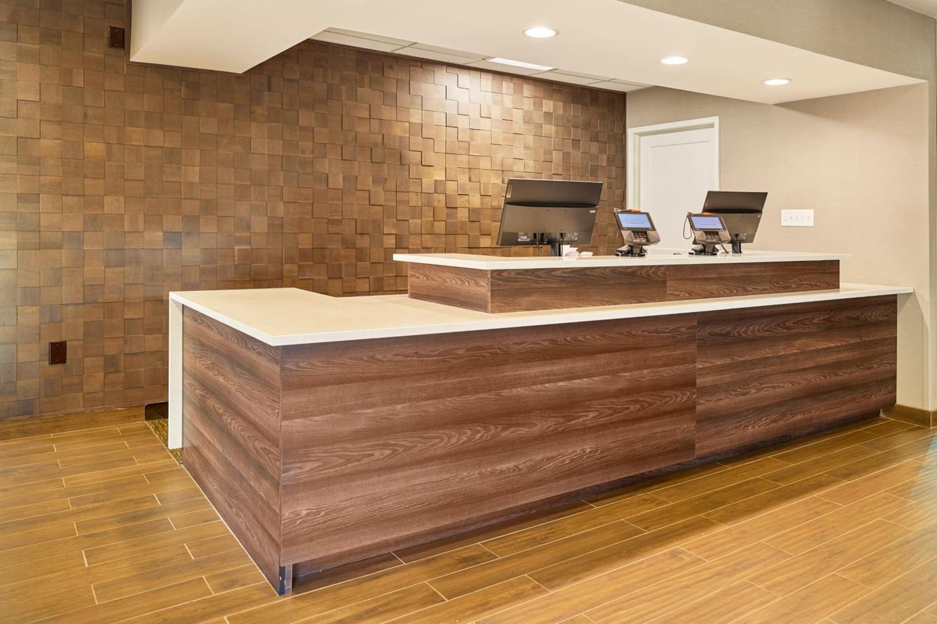 Residence Inn Eugene Springfield interior in Eugene, OR — gallery photo 2