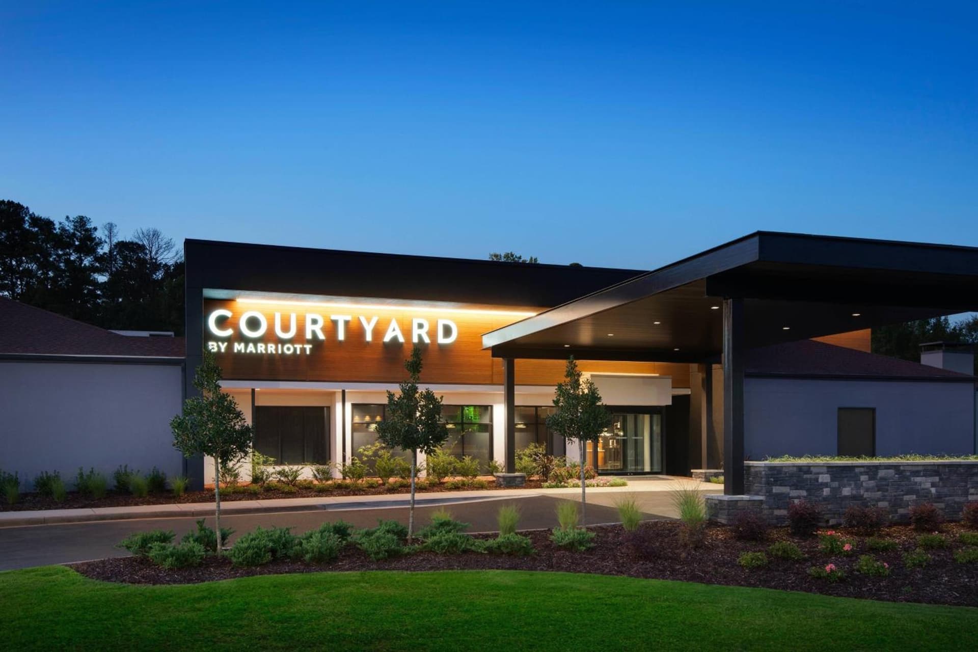 Courtyard by Marriott Birmingham Homewood — hotel in Birmingham, Alabama