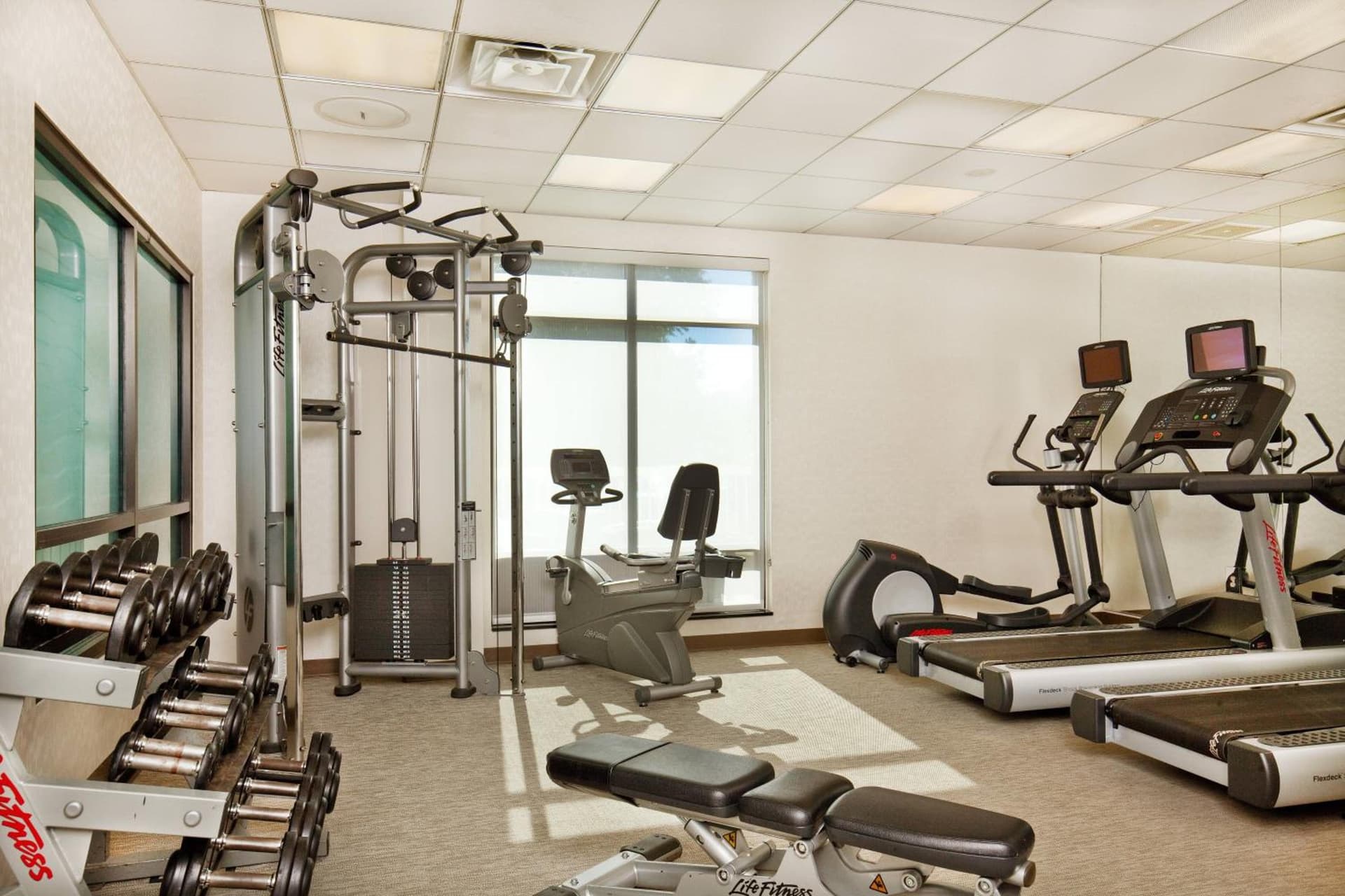 SpringHill Suites Chesapeake Greenbrier interior in Chesapeake, VA — gallery photo 2