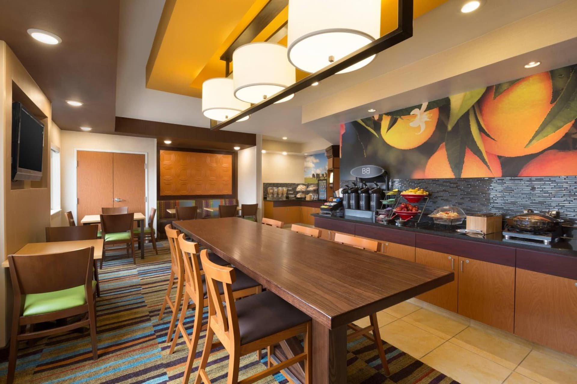 Country Inn & Suites by Radisson, Bismarck-Mandan interior in Bismarck, ND — gallery photo 2