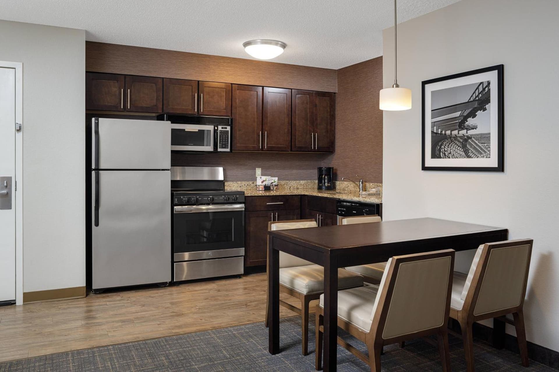 Residence Inn by Marriott Boston Foxborough gallery photo in Foxborough — image 18