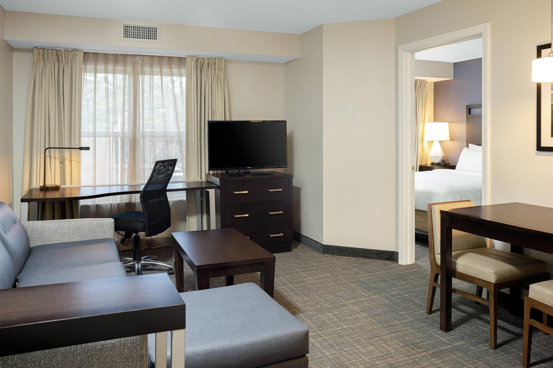 Residence Inn by Marriott Boston Foxborough gallery photo in Foxborough — image 27