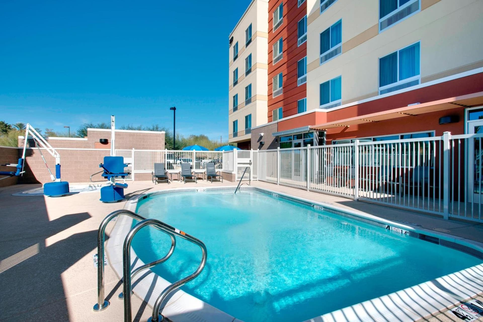 Fairfield Inn & Suites by Marriott Phoenix Tempe/Airport gallery photo in Tempe, AZ — image 10