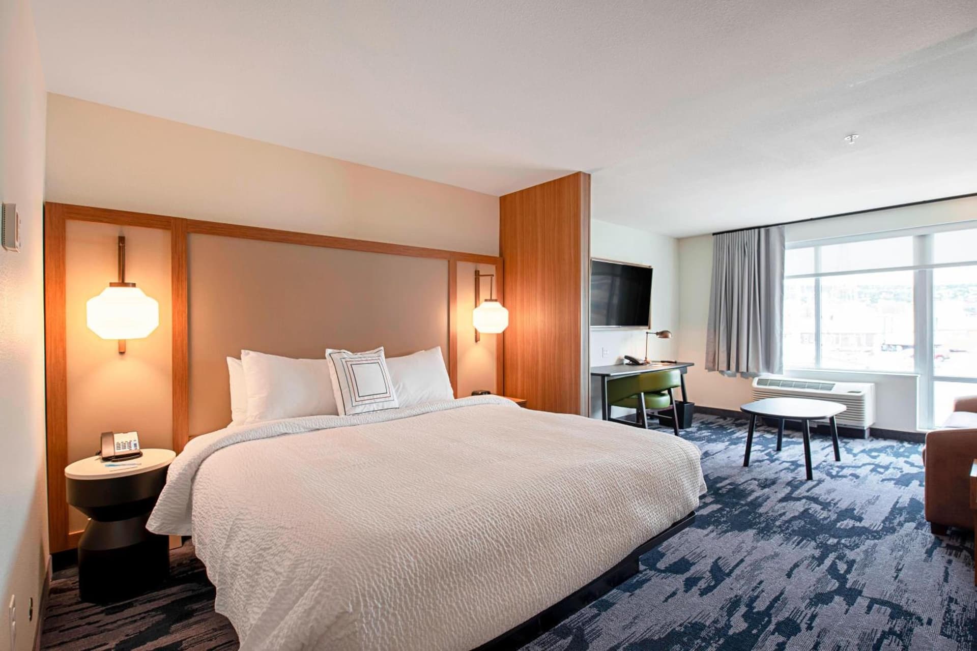 Fairfield Inn & Suites By Marriott Duluth Waterfront gallery photo in Duluth, MN — image 8