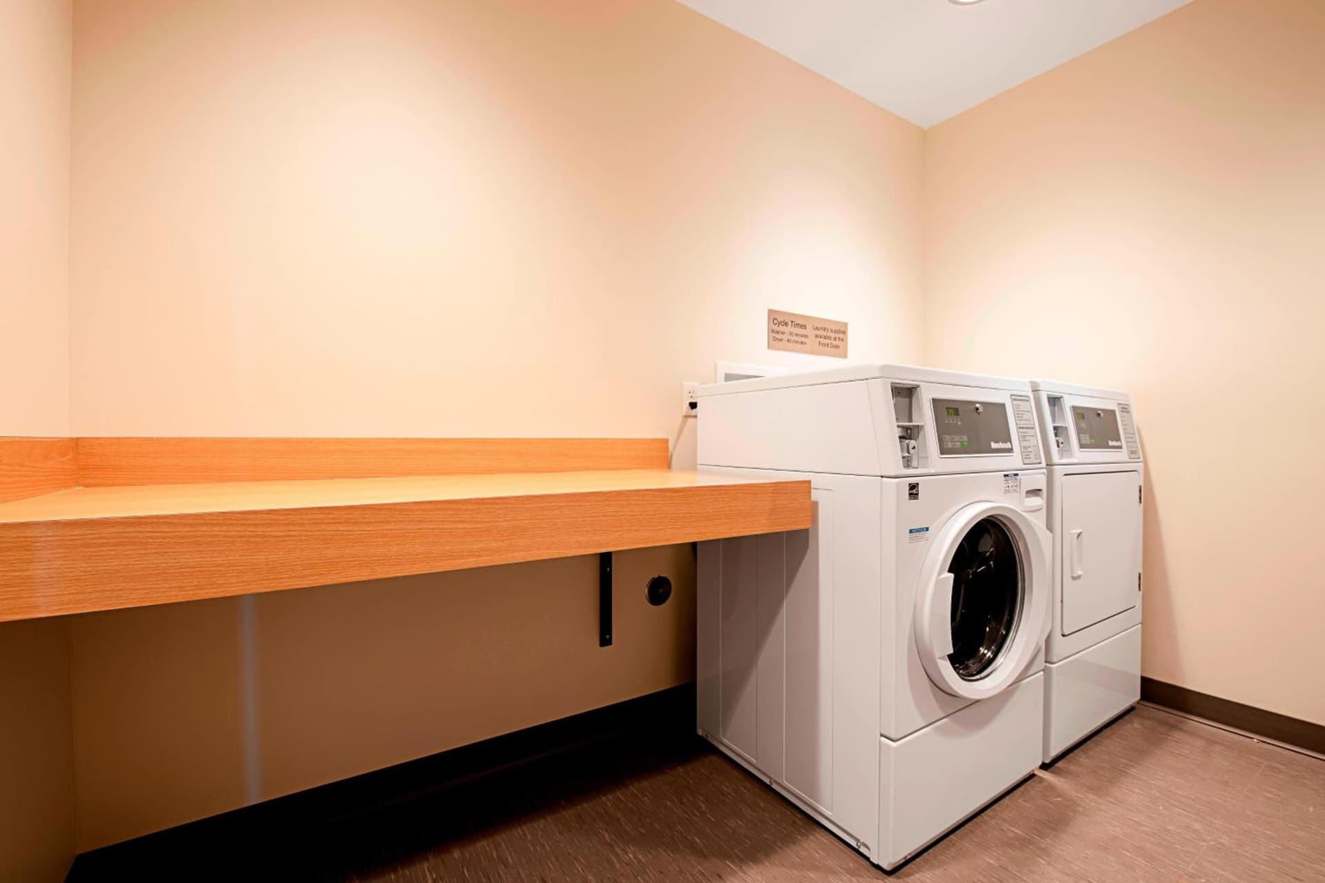 Fairfield Inn & Suites By Marriott Duluth Waterfront gallery photo in Duluth, MN — image 37