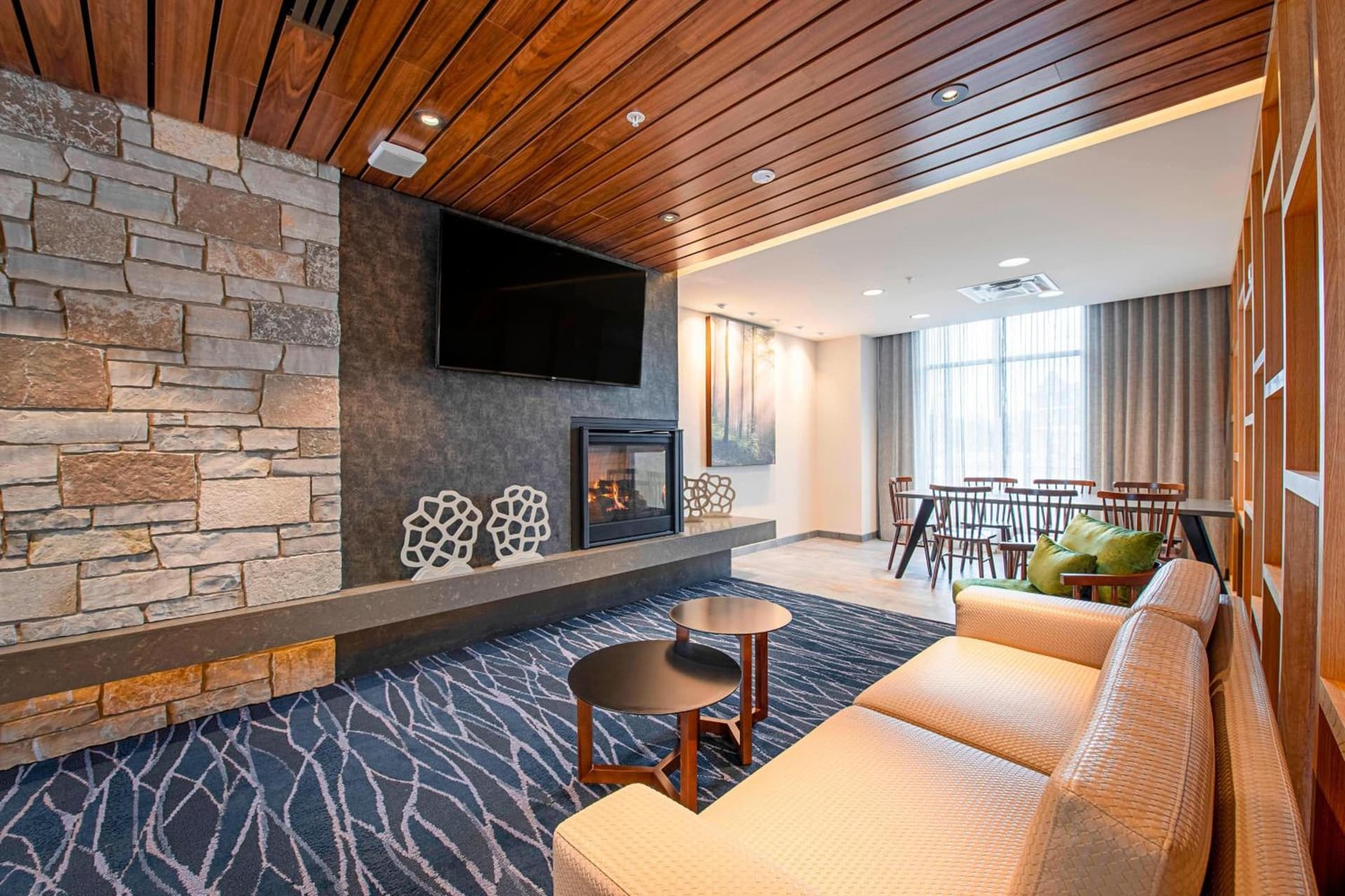 Fairfield Inn & Suites By Marriott Duluth Waterfront gallery photo in Duluth, MN — image 32