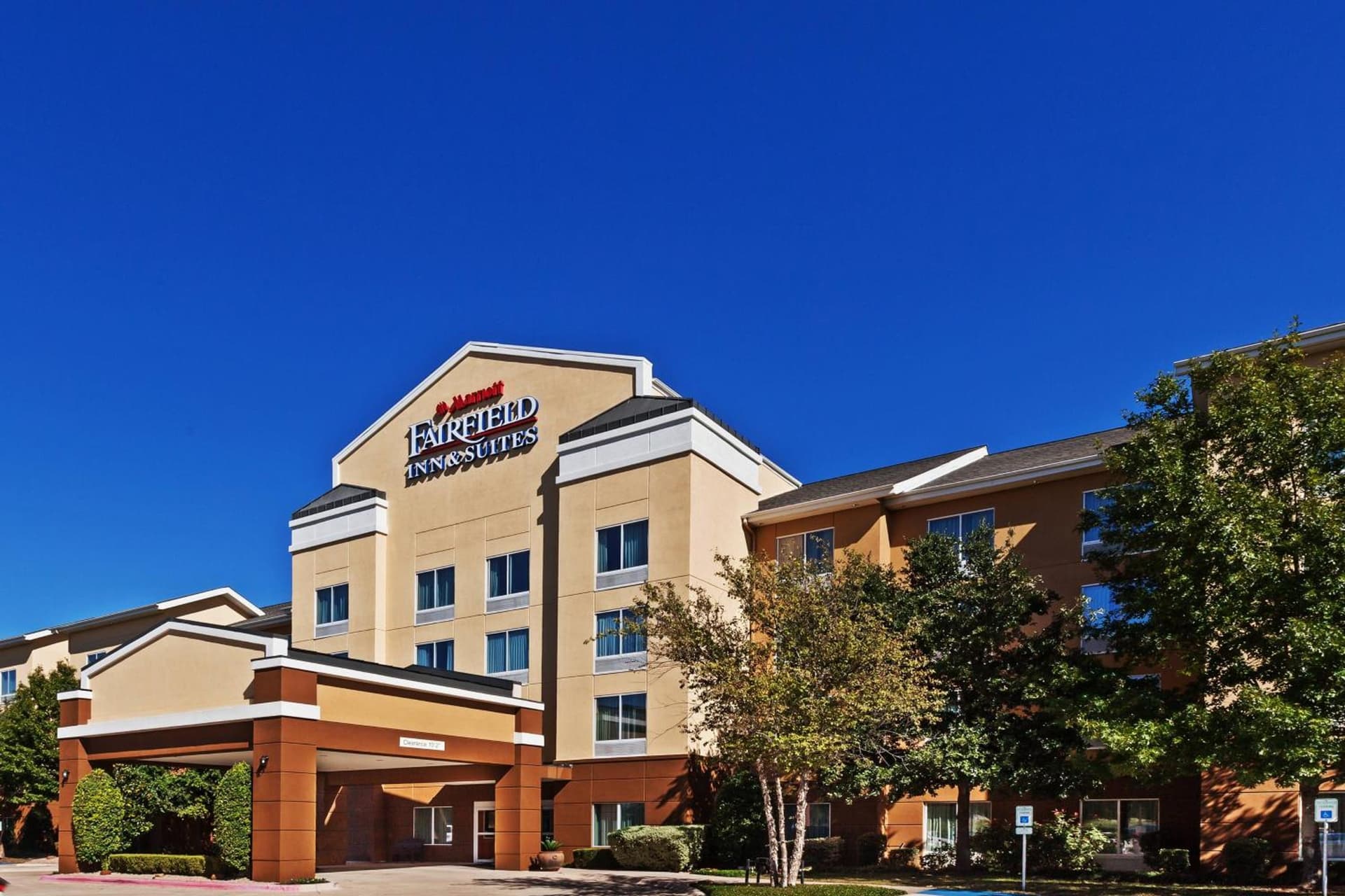 Fairfield Inn and Suites by Marriott Austin Northwest/The Domain Area featured exterior or lobby in Austin, TX — similar hotel