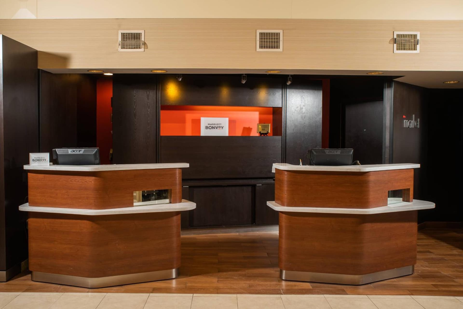 Courtyard by Marriott Erie Ambassador Conference Center property views in Erie, PA — gallery photo 3
