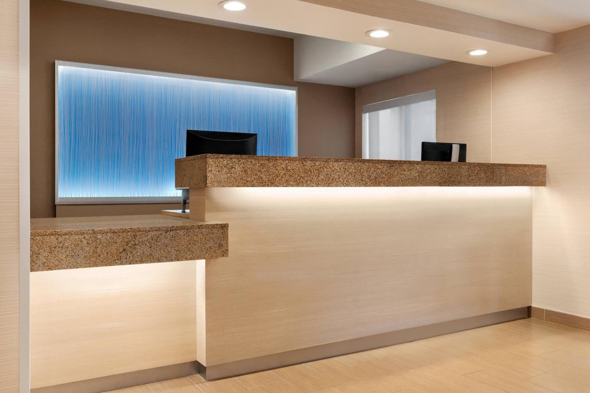 Fairfield Inn by Marriott Roseville interior in Roseville, CA — gallery photo 2