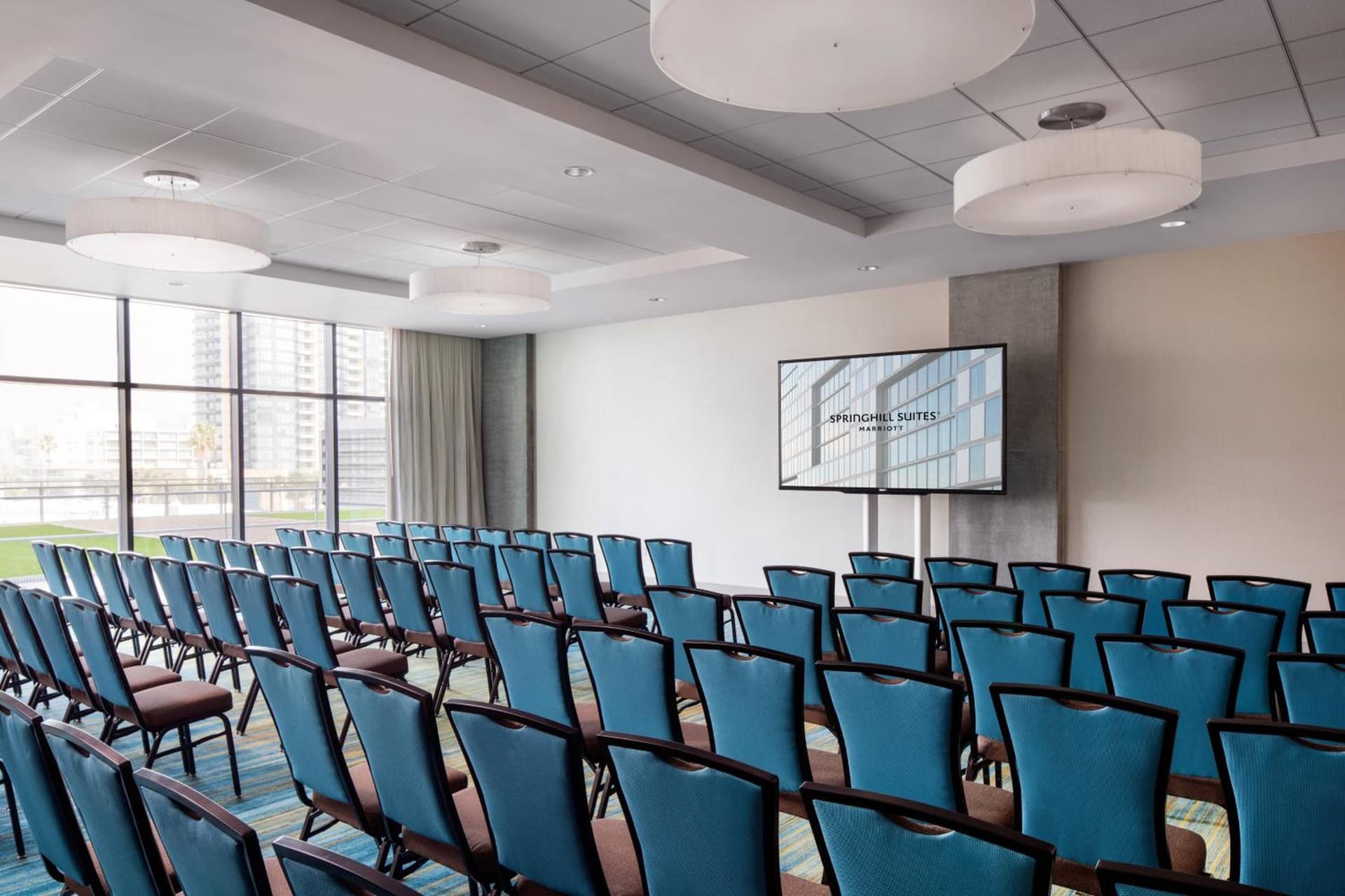 SpringHill Suites by Marriott San Diego Downtown/Bayfront gallery photo in San Diego, CA — image 6
